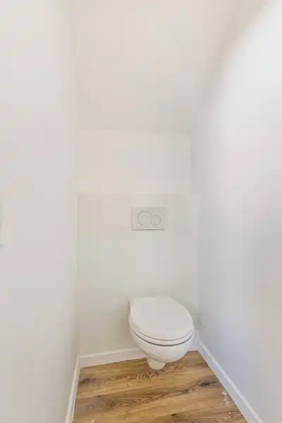 Volledig gerenoveerd, 1 slaapkamer appartement  met terras en parkeerplaats TE KOOP in Beveren-Leie! foto 18