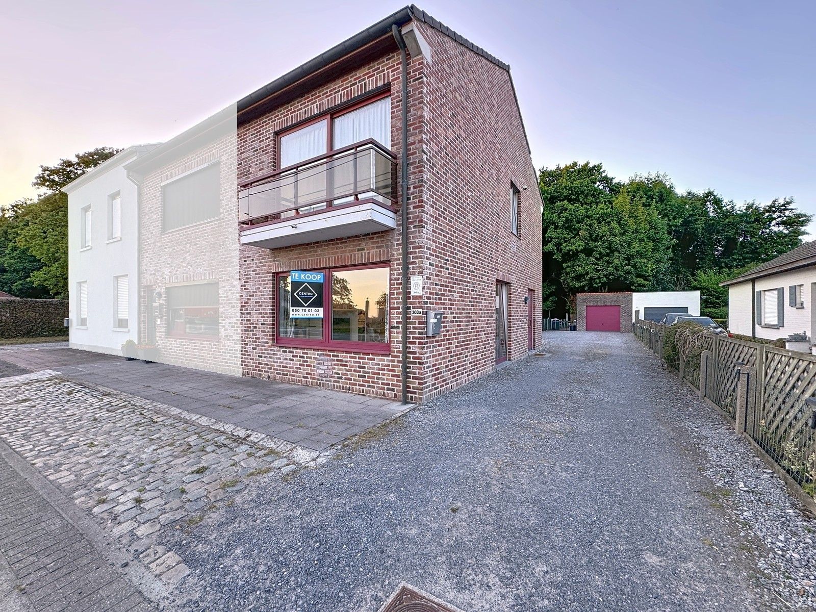 Instapklare woning met 2 slpks én garage te Maldegem! foto 2