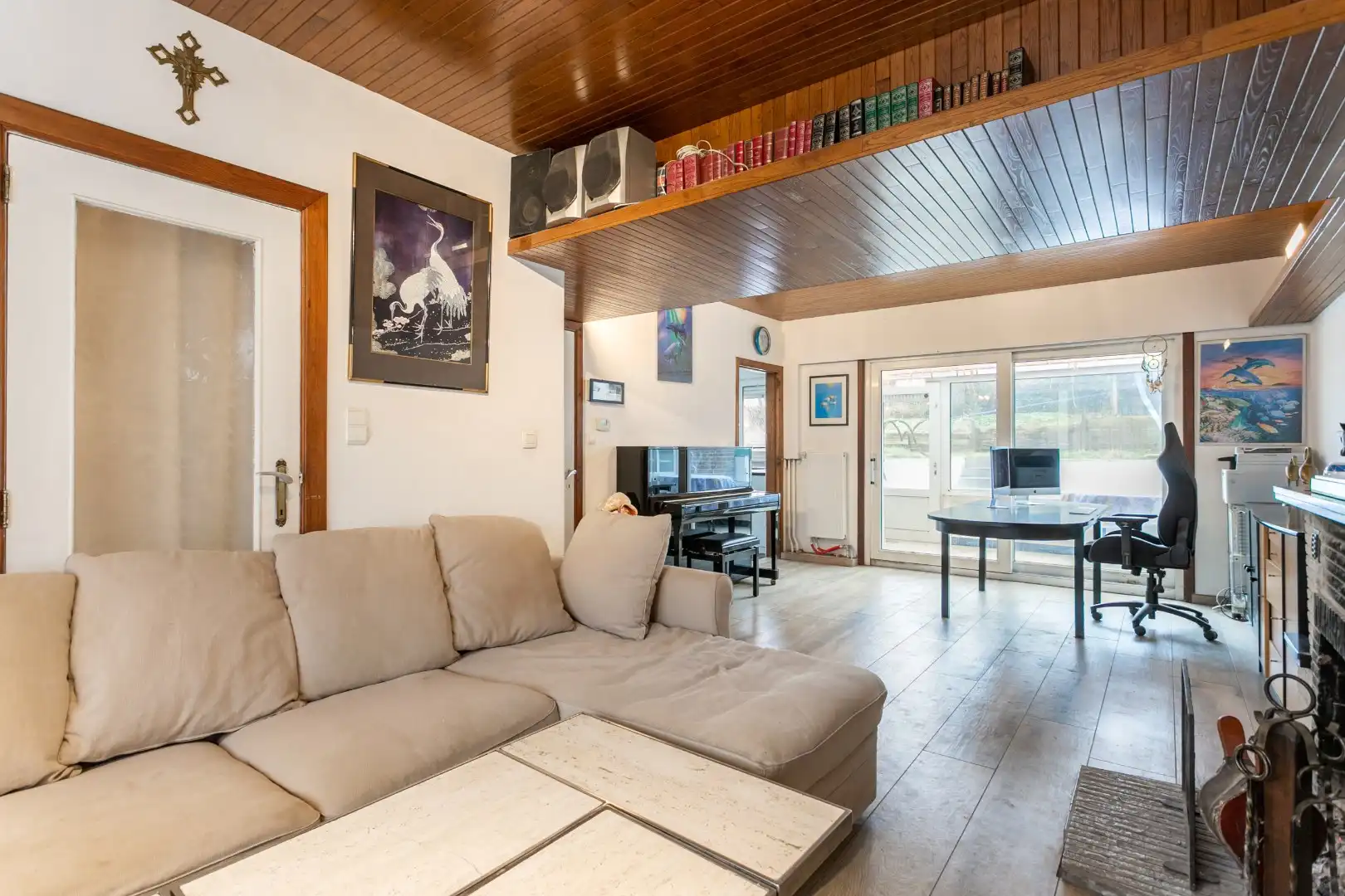 Solide woning met 3 slpks, tuin en garage te Buizingen foto 4