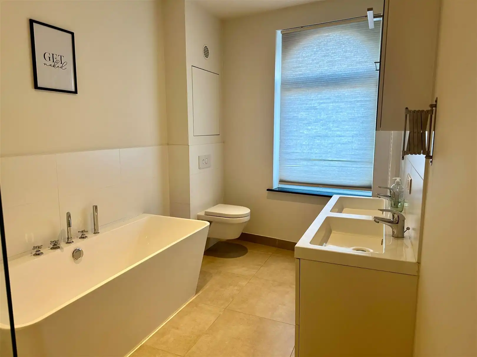 Gerenoveerde instapklare woning TE HUUR in Leupegem foto 6