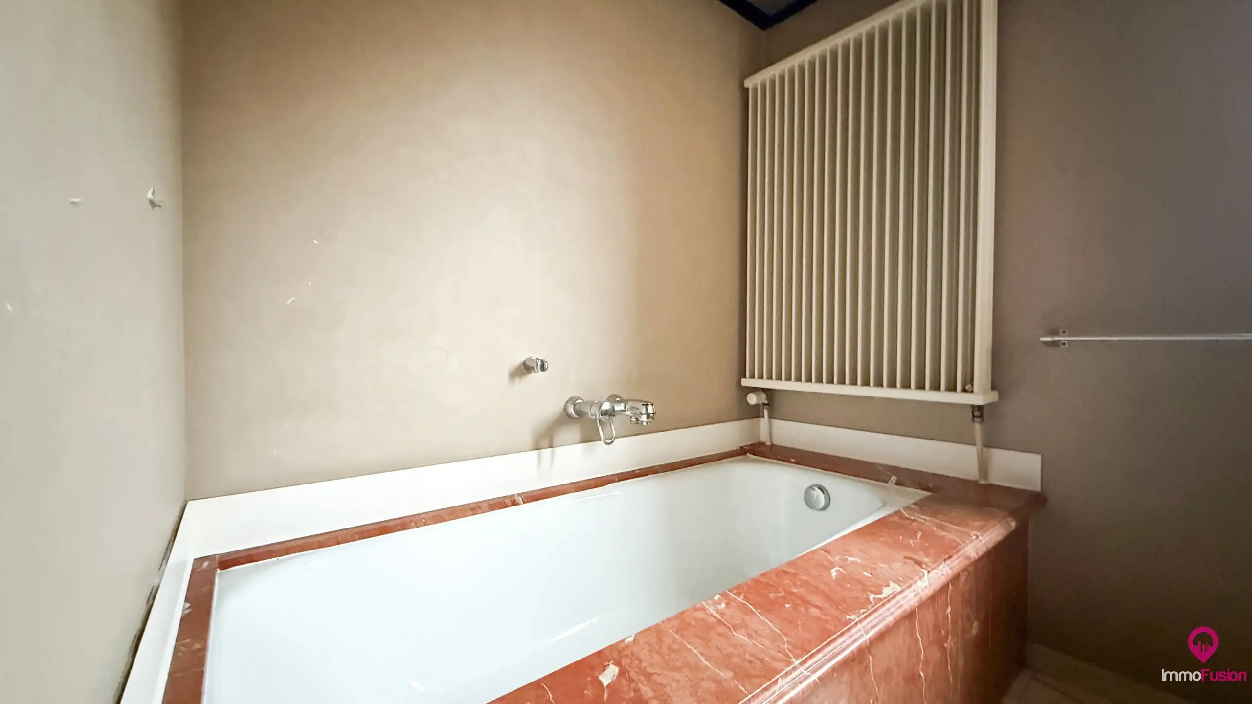 Handelspand met ingerichte bakkerij & appartement Wellen foto 39