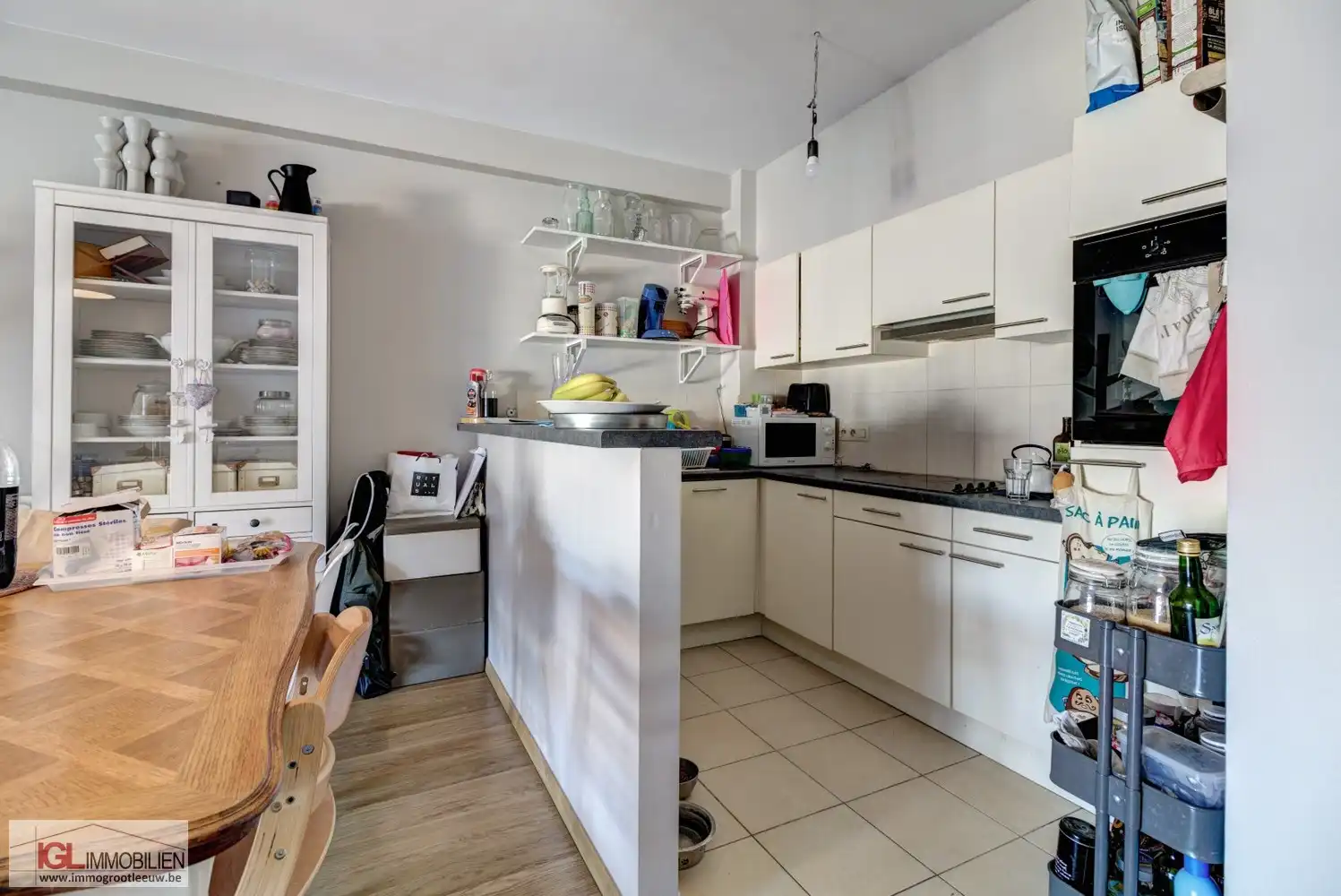 Appartement met 3 slaapkamer, garage en terras foto 3