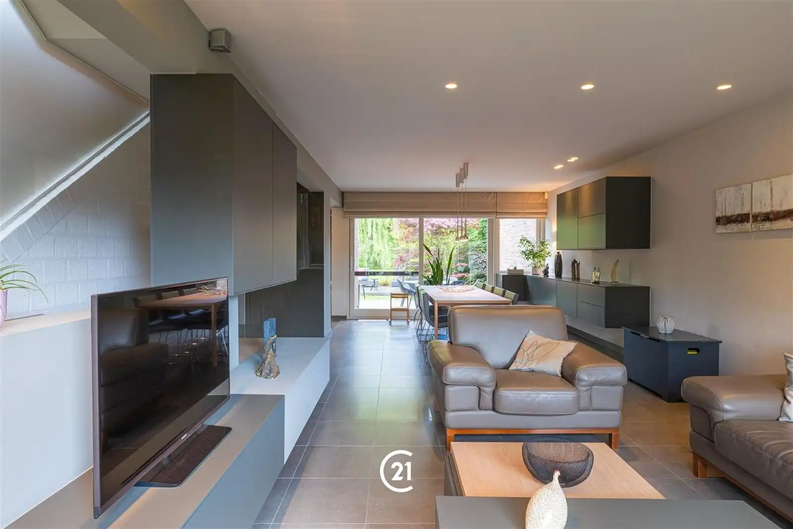 Ruime gezinswoning met tuin en garage op 9are33 foto 5