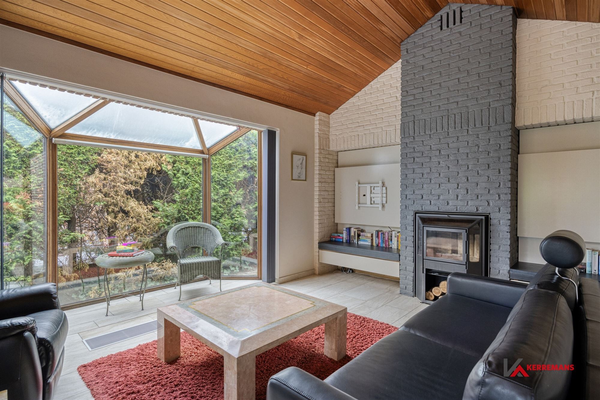 Laagbouwwoning met 3 slaapkamers, garage en tuin.  foto 6