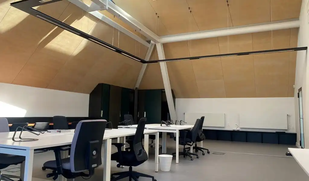 Gemeubelde kantoren in statig herenhuis aan R40 in Gent foto 4