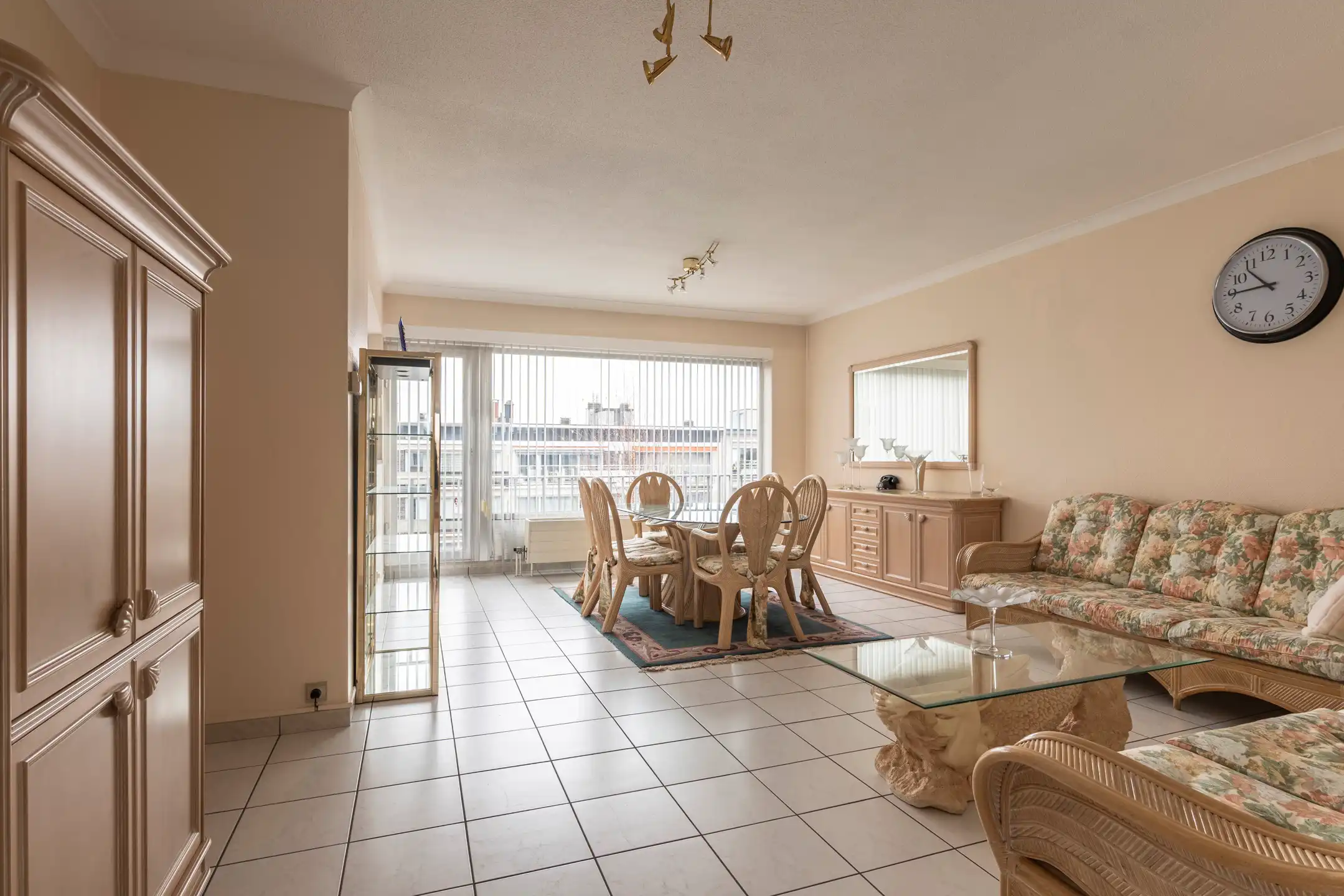 Ruim appartement bij het Wannikhovepark met autostaanplaats foto 4