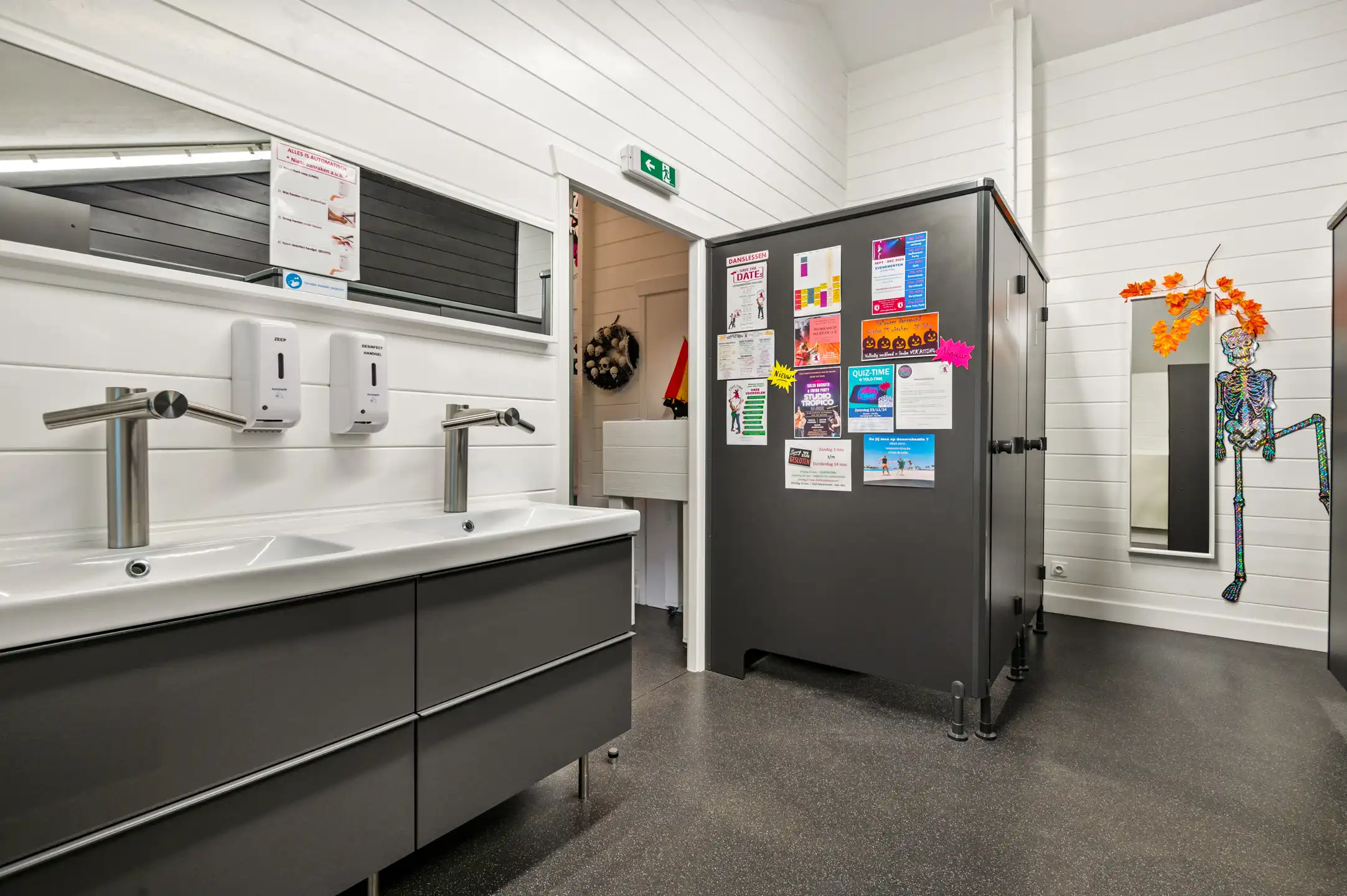 Polyvalent gebouw gelegen in recreatiegebied  foto 16