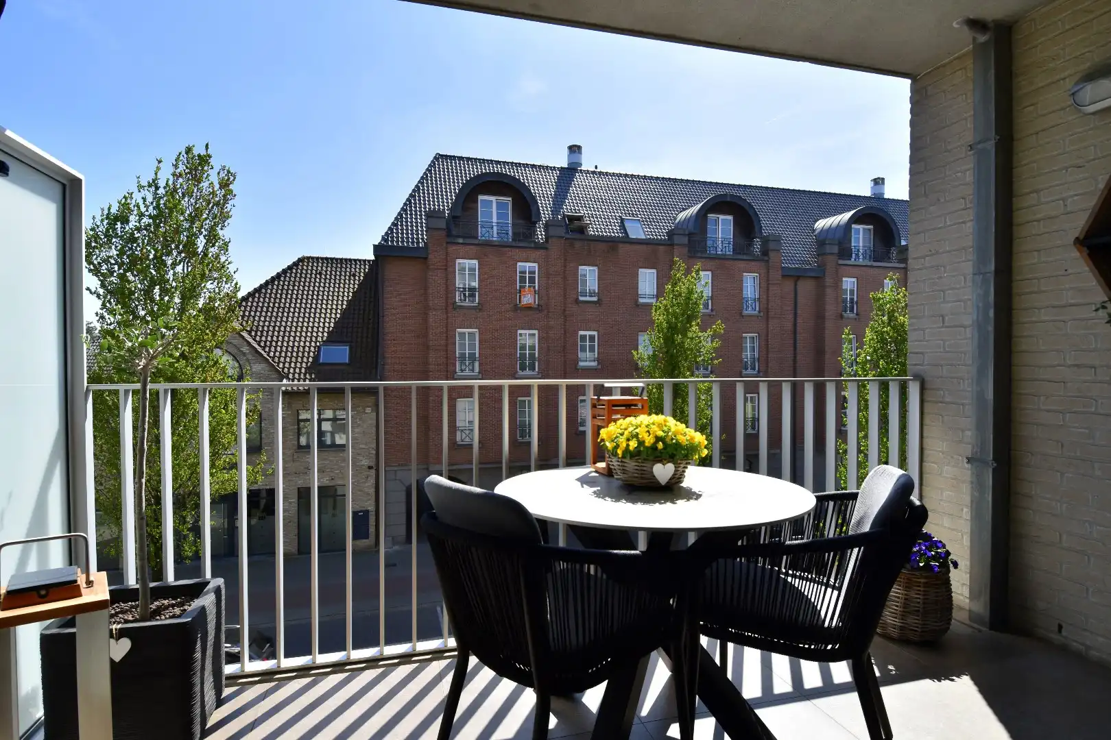 Perfect instapklaar 1-slaapkamerappartement met garage te Harelbeke-centrum foto 10