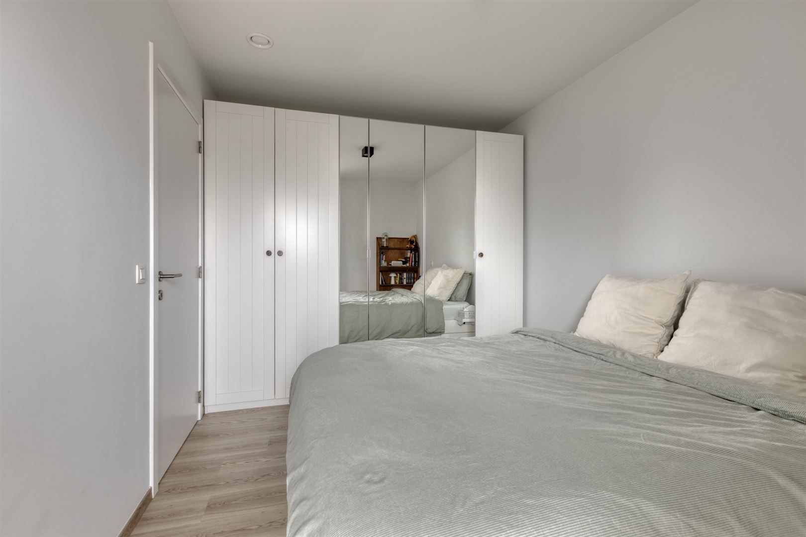 TE KOOP: Prachtig nieuwbouwappartement te Heusden-Zolder! foto 11