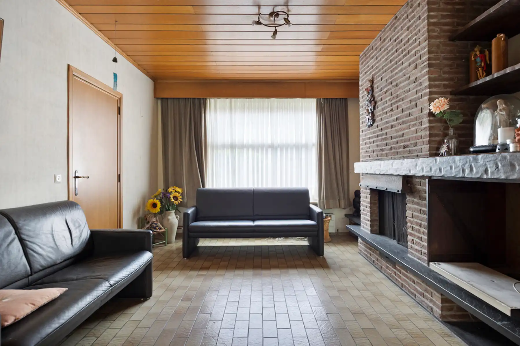 Charmante woning met stadstuin in het hart van Londerzeel foto 5