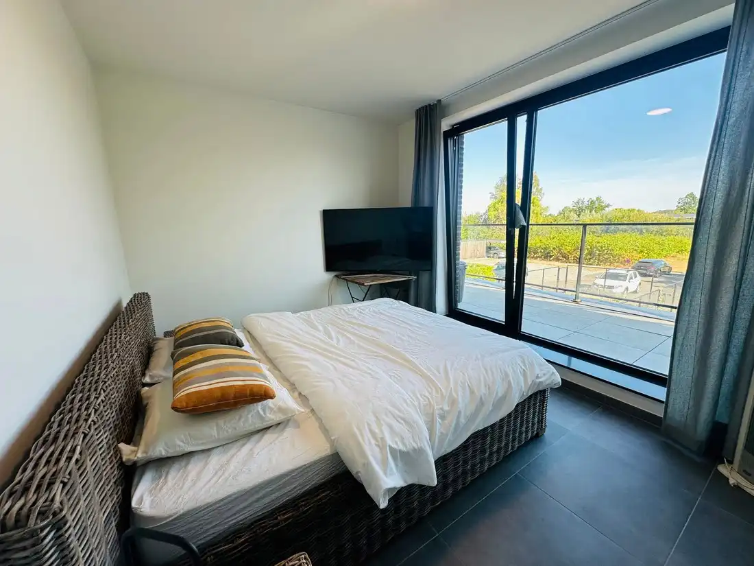 Modern nieuwbouw appartement te Nieuwerkerken foto 8
