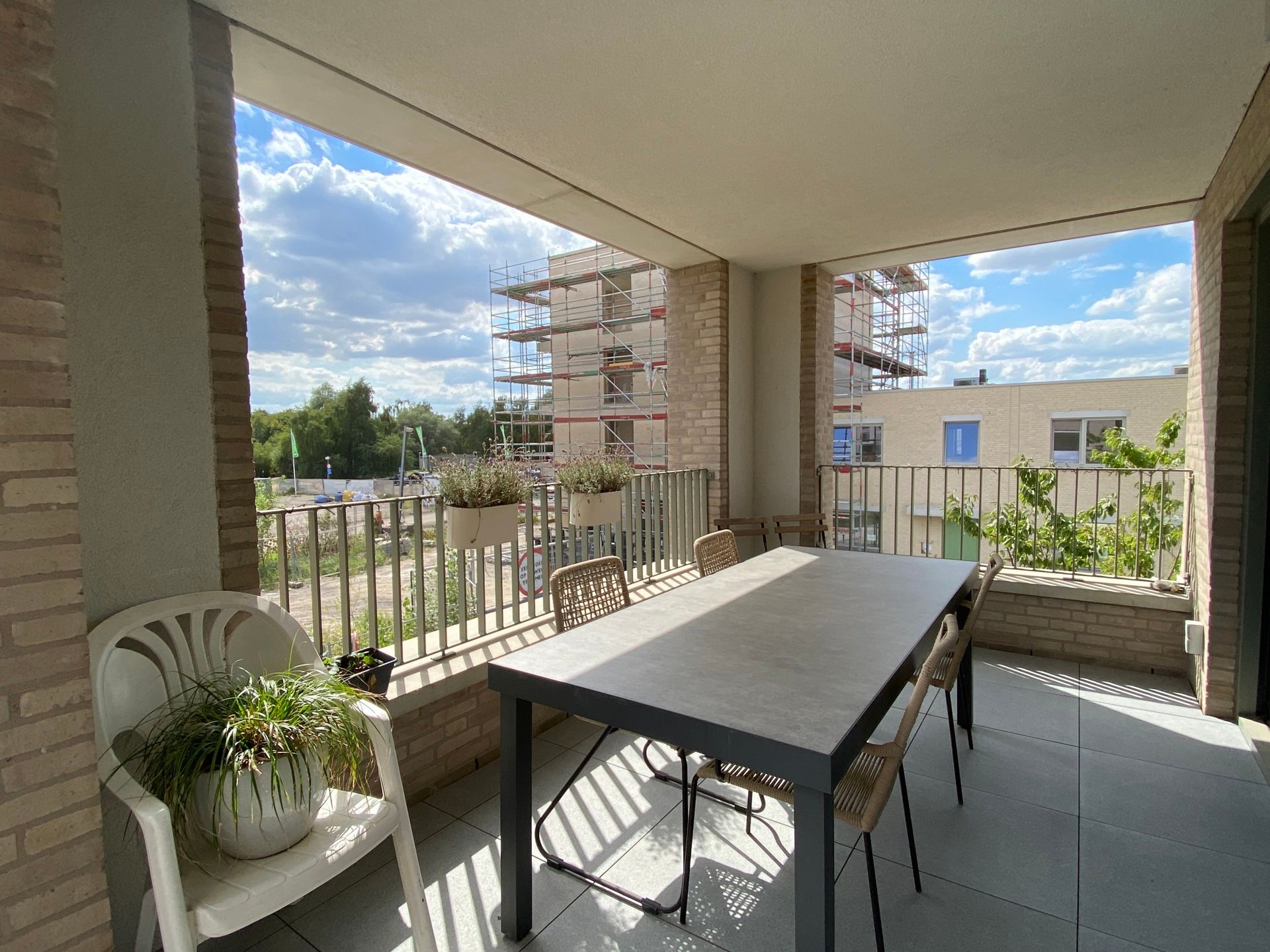 appartement met waterzicht aan het Galgenweel foto 5