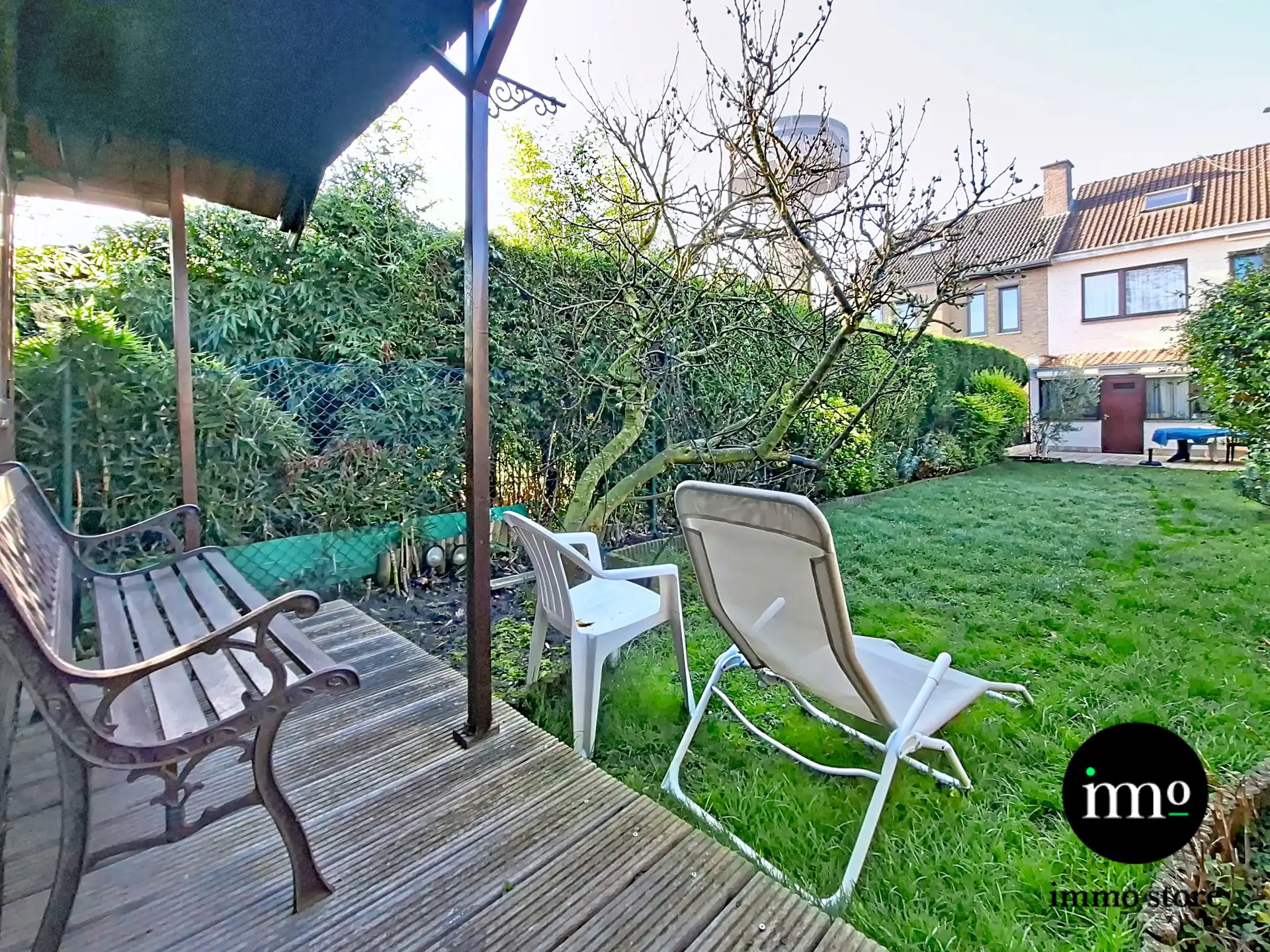 Bel-étage met gezellige tuin op leefniveau foto 13