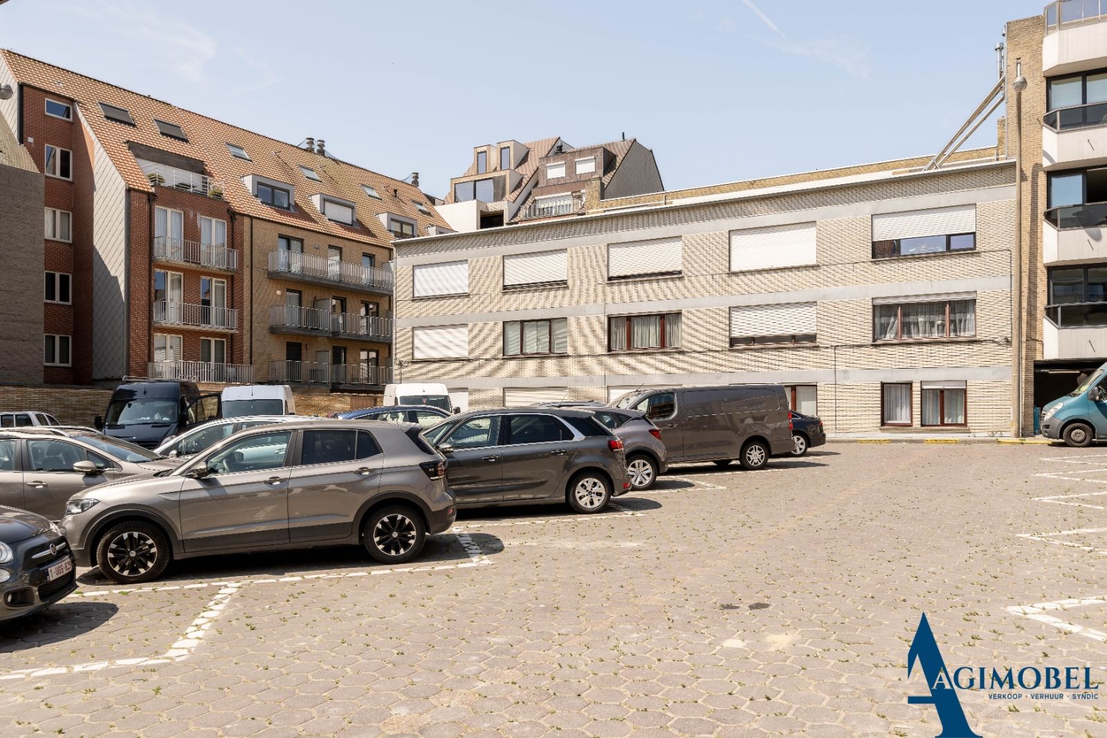Appartement op de eerste verdieping met sfeer aan de achterzijde van de Paul Parmentierlaan te Knokke foto 21