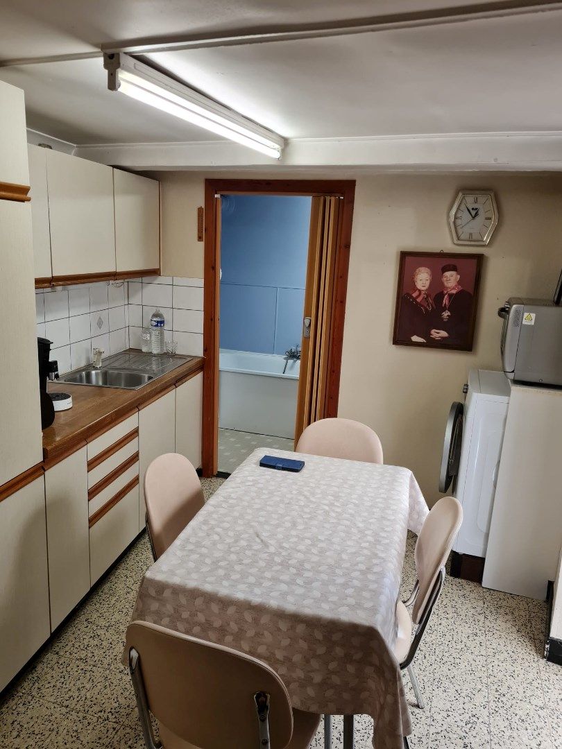 Rijwoning te koop in het centrum van Zoutleeuw foto 3