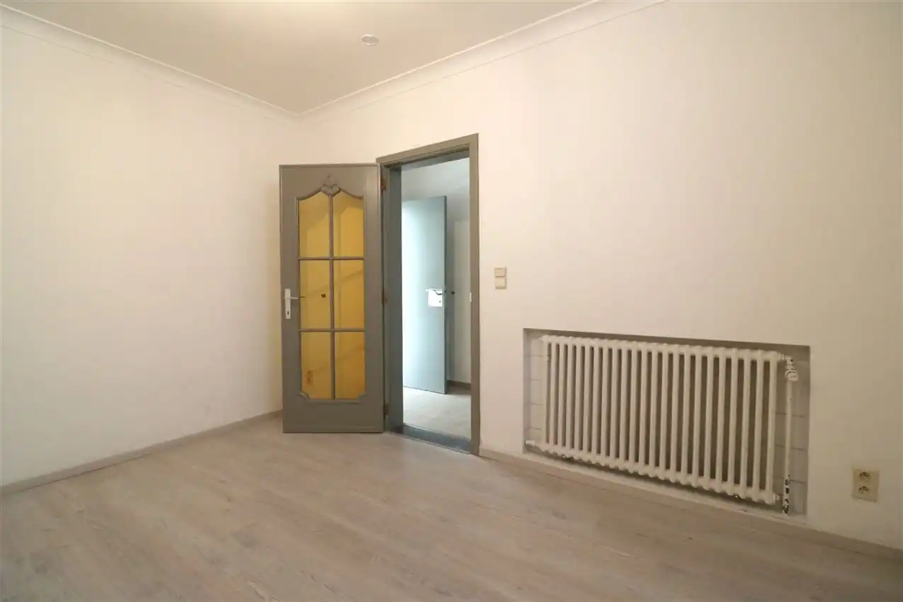 Gelijkvloers appartement met 2 slpk., terras, parking   foto 16
