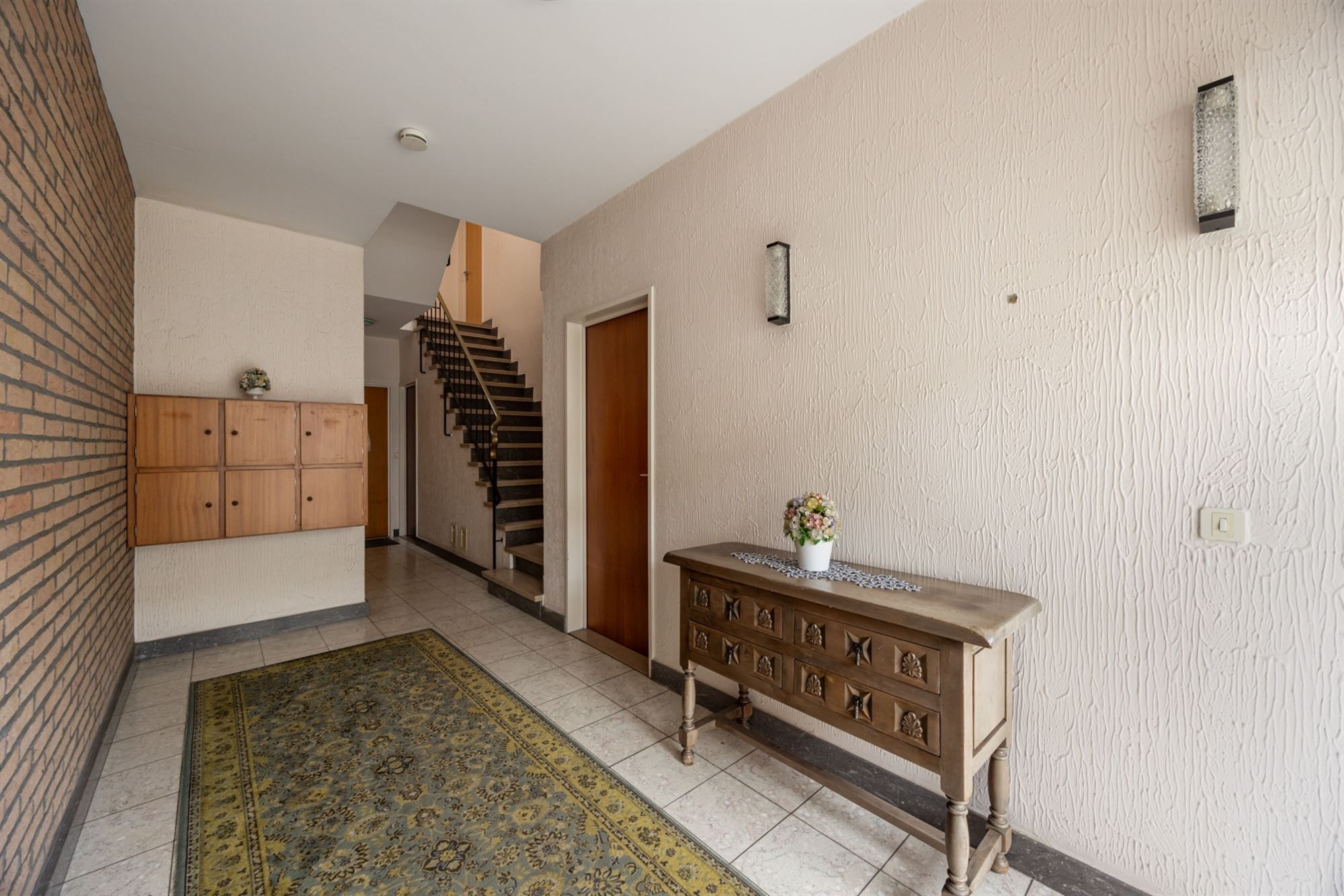 Op te frissen app. met 2 slpkmrs en terras foto 12