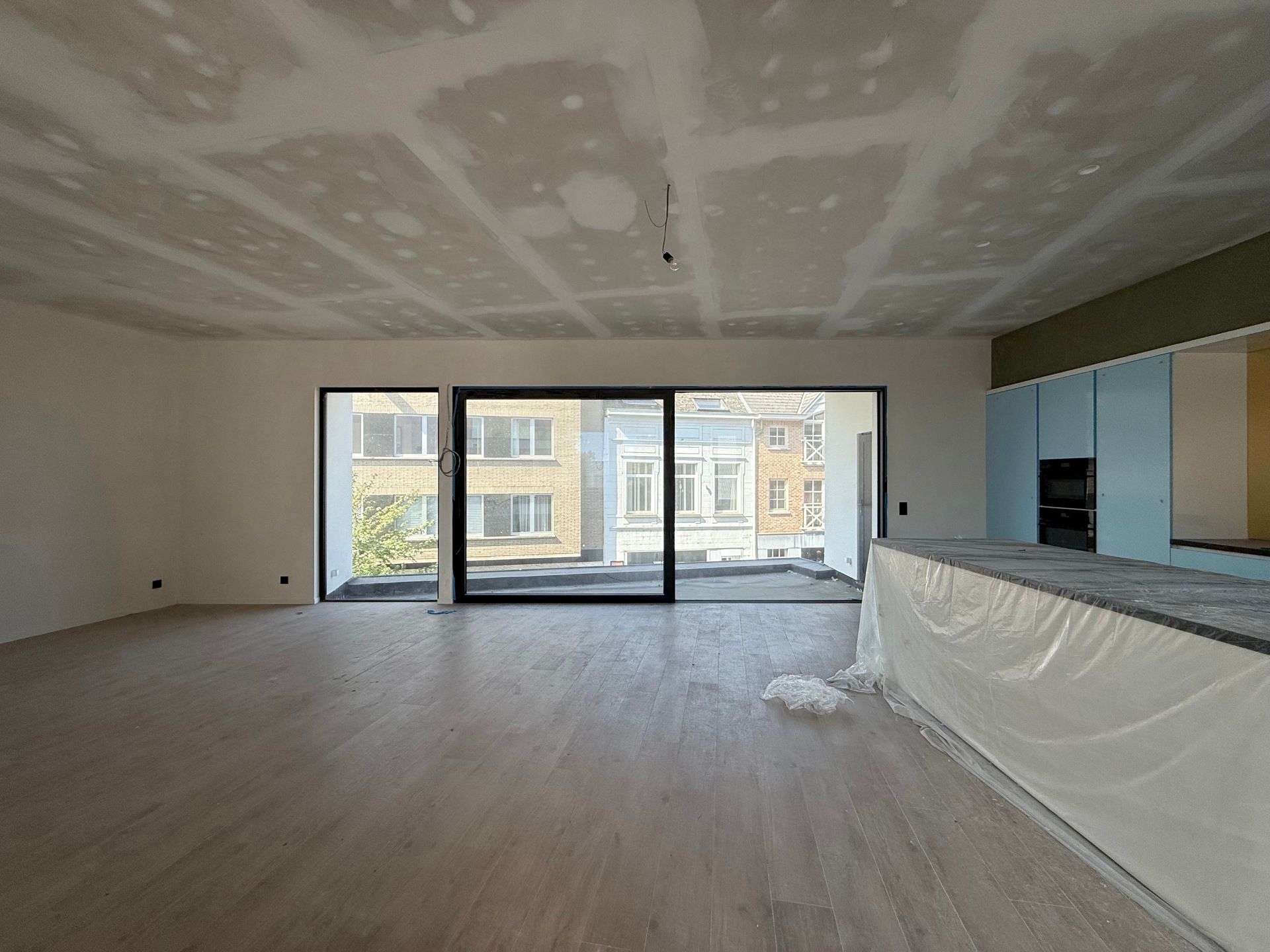 AALST - CENTRUM - Exclusief appartement met staanplaats. foto 11