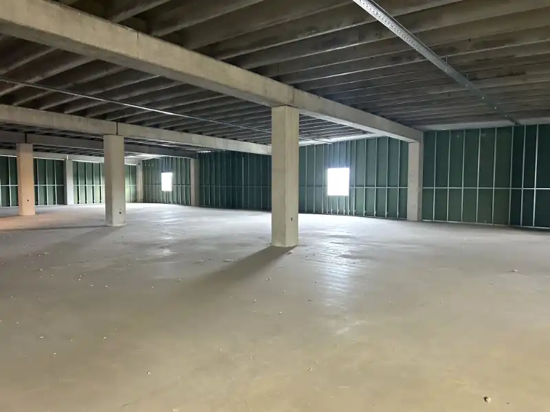 Nieuwbouwmagazijn – strategische ligging nabij centrum Gent foto 7