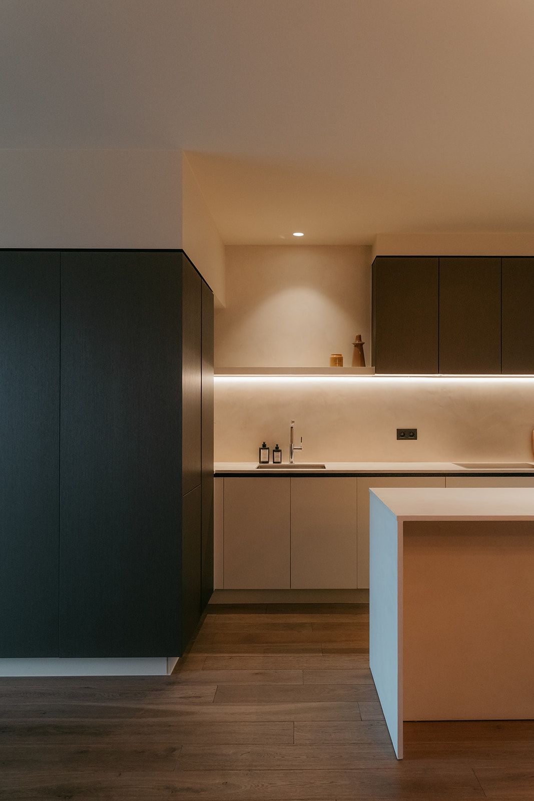 Penthouse op gelijke hoogte en uitzicht op de steigerende paarden van het Koninklijk Museum van Schone Kunsten foto 5