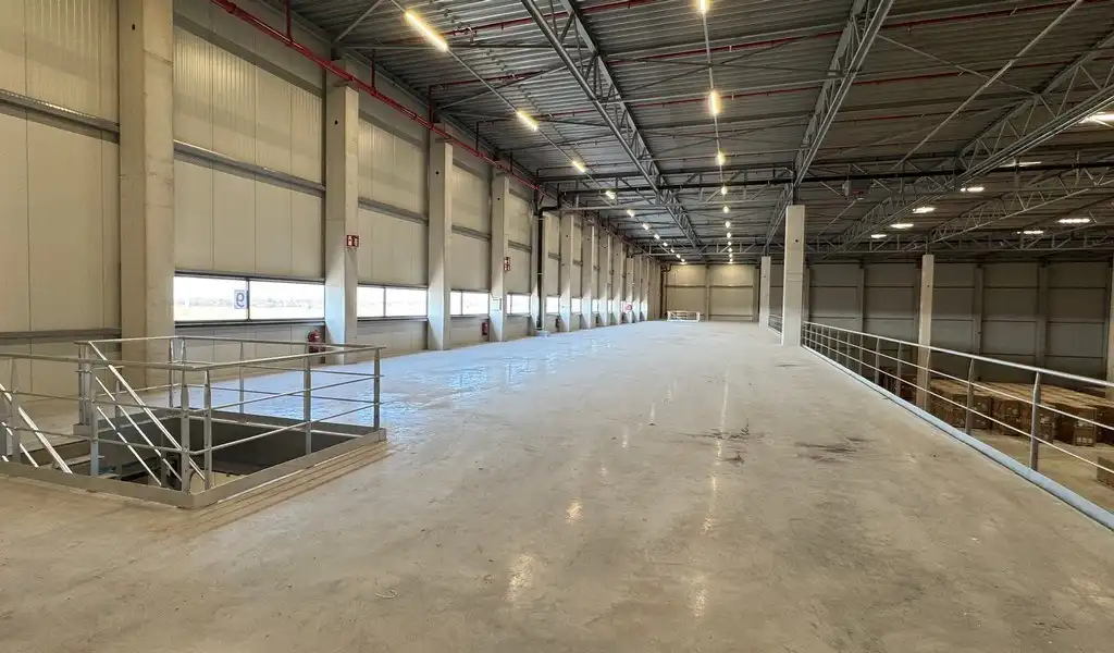 Nieuwbouw logistiek magazijn te huur aan Kluizendok in Haven van Gent foto 8