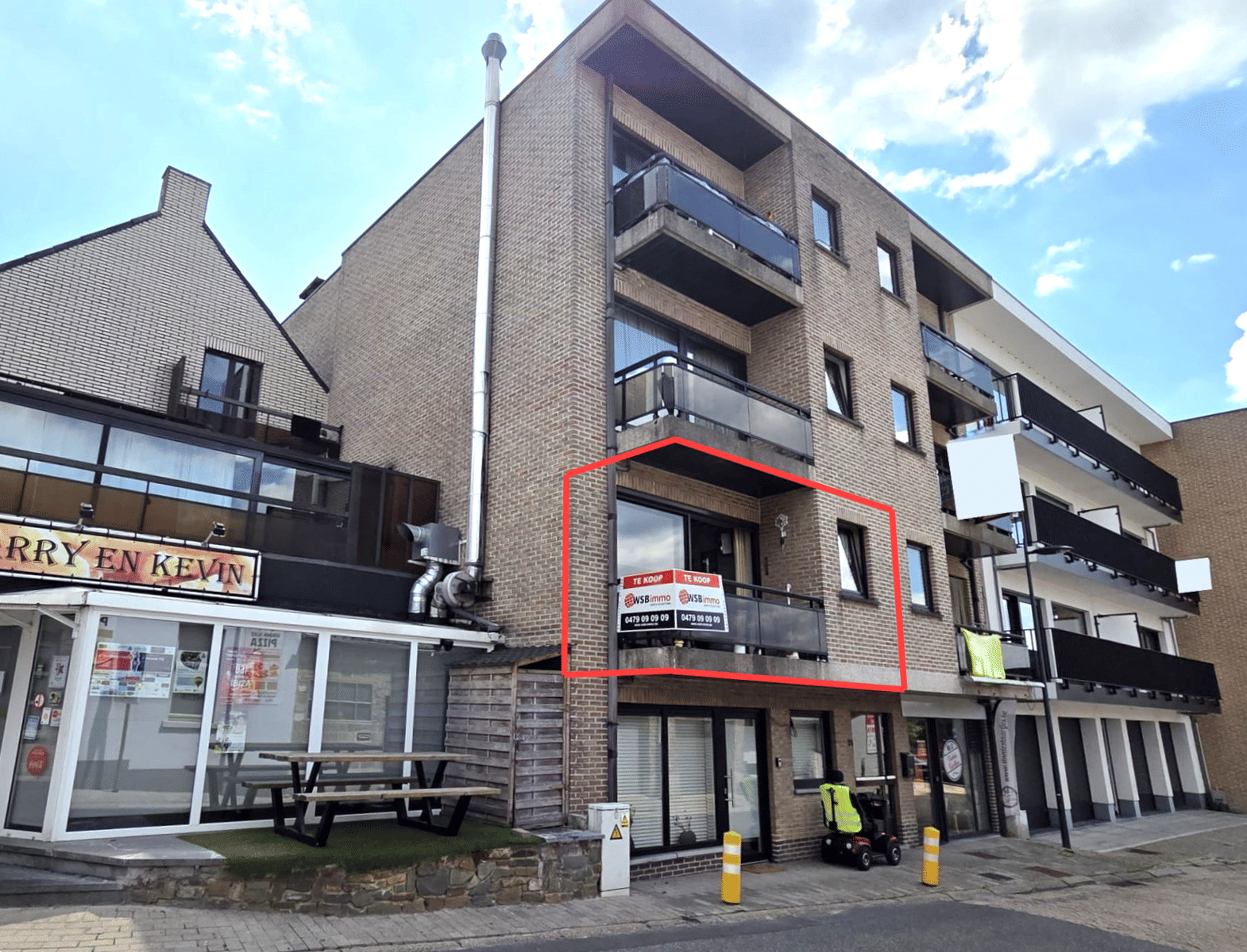WSB-IMMO: 2 slaapkamer appartement met 2 terrassen! foto {{pictureIndex}}