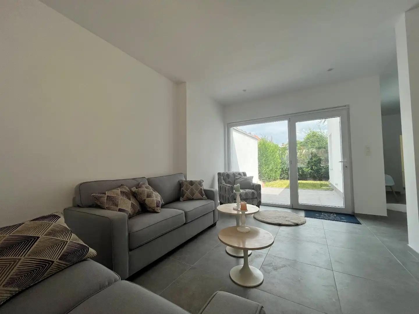 Grote woning met 4kamers, 2 badkamers,... foto 32