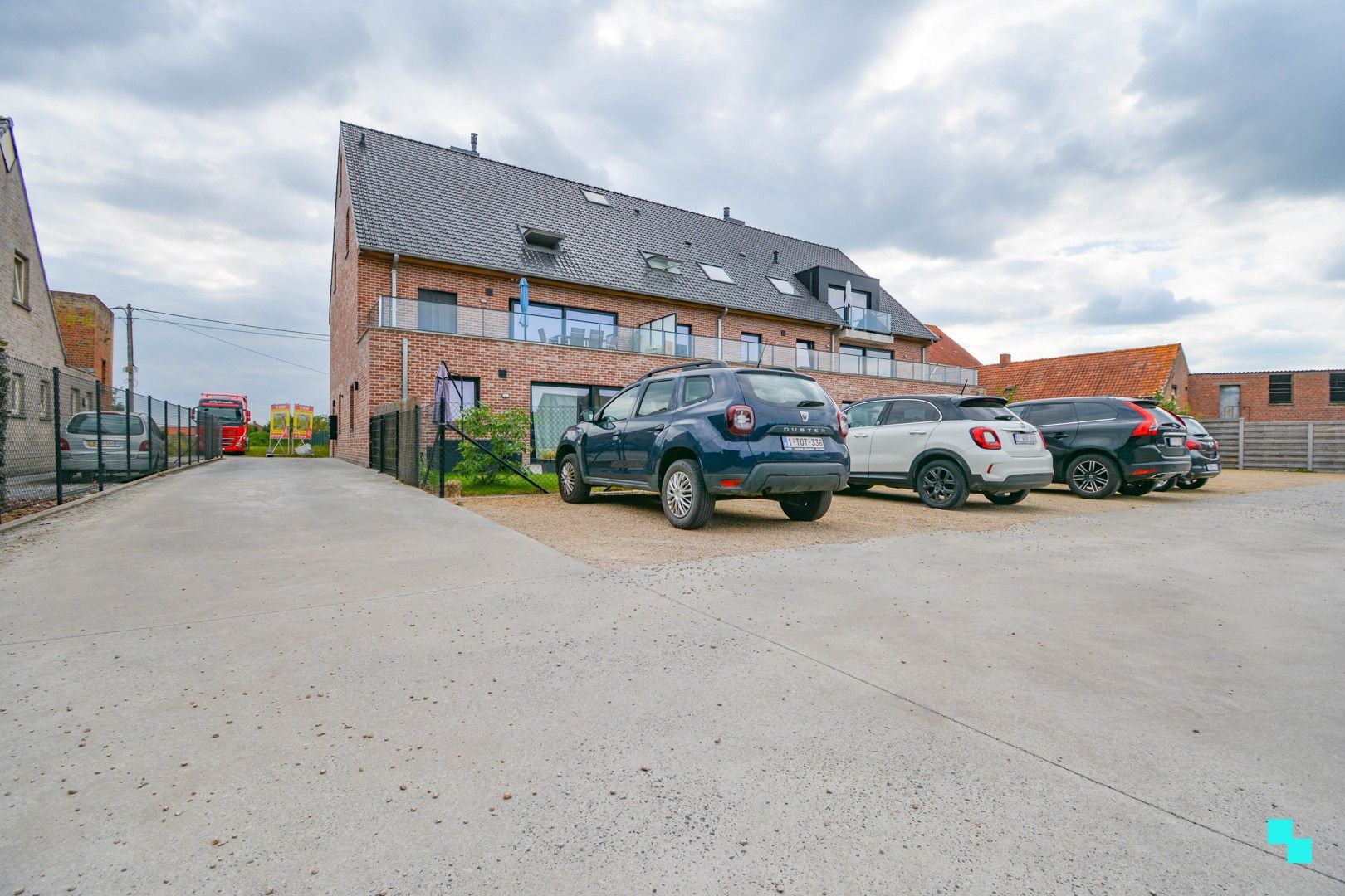 Ruim duplex appartement in hartje Langemark foto 15