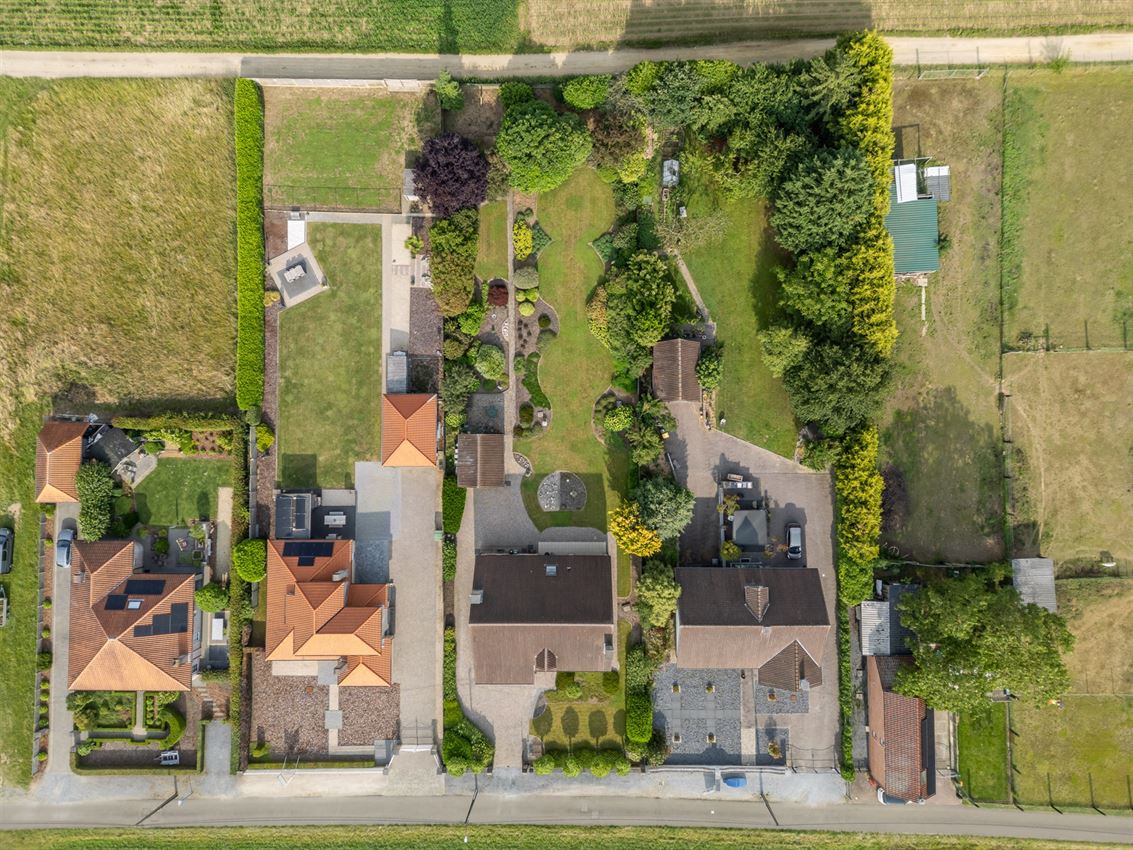 Landelijk villa in Scherpenheuvel-Zichem, 5 slpks, garages, omringd door agrarisch gebied. EPC C. foto 34