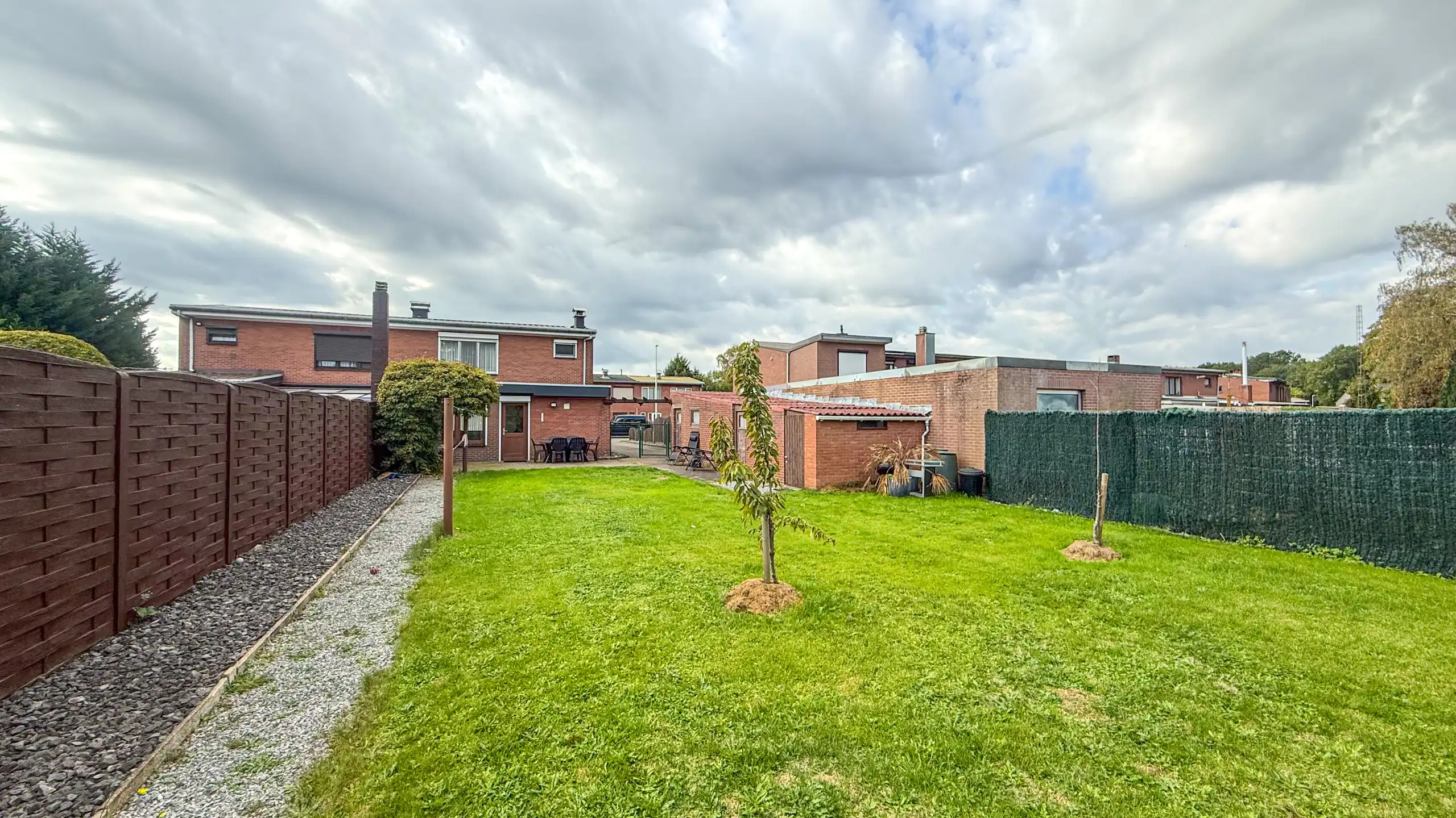 Instapklare woning met 3 slaapkamers op toplocatie! foto 18