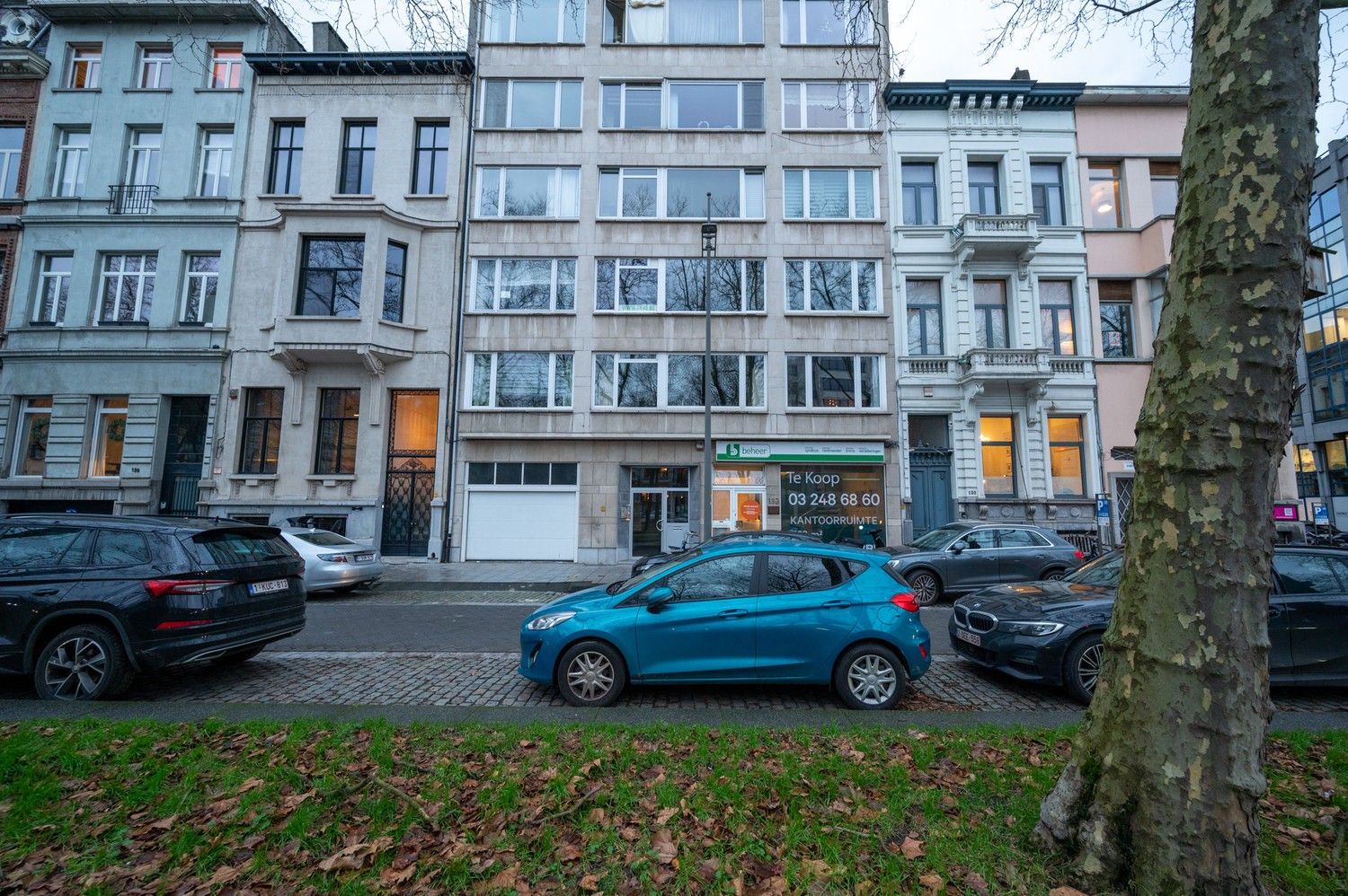 Ruim kantoorgebouw bestaande uit 3 verdiepingen - Amerikalei 132 - 714 m² foto 1