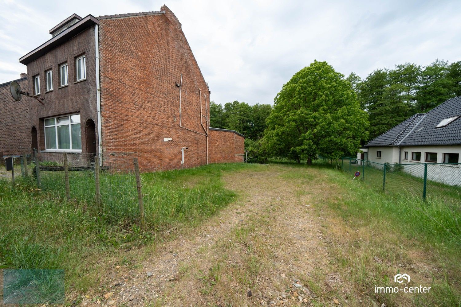Te koop: Ruime open bebouwing met 5 slaapkamers en grote tuin – vlakbij Thor Park, Genk foto 4