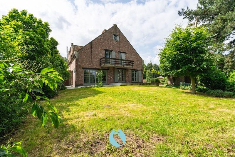 Magnifieke villa met 5 slpks en schuur op ruim 1.700m² foto 25