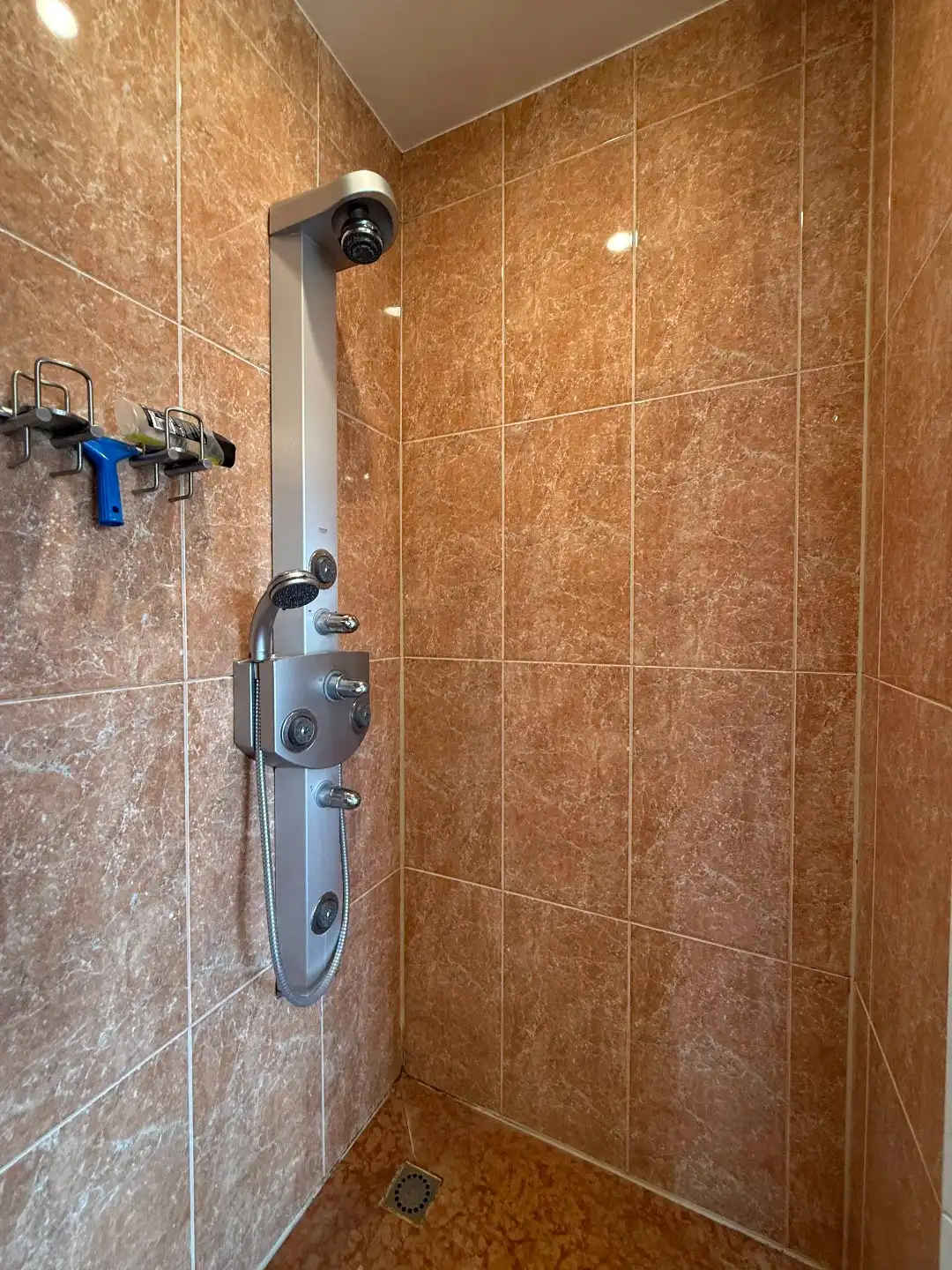 Riant en bemeubeld appartement met 5 slpks en daktuin in Balen-centrum ! foto 20