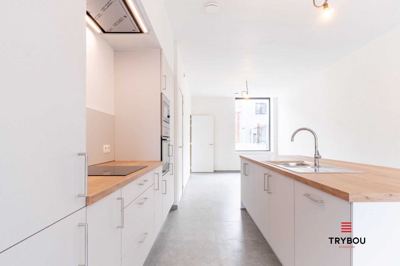 Instapklare gezinswoning in hartje Merkem met 4 slaapkamers en zonnige tuin foto 8