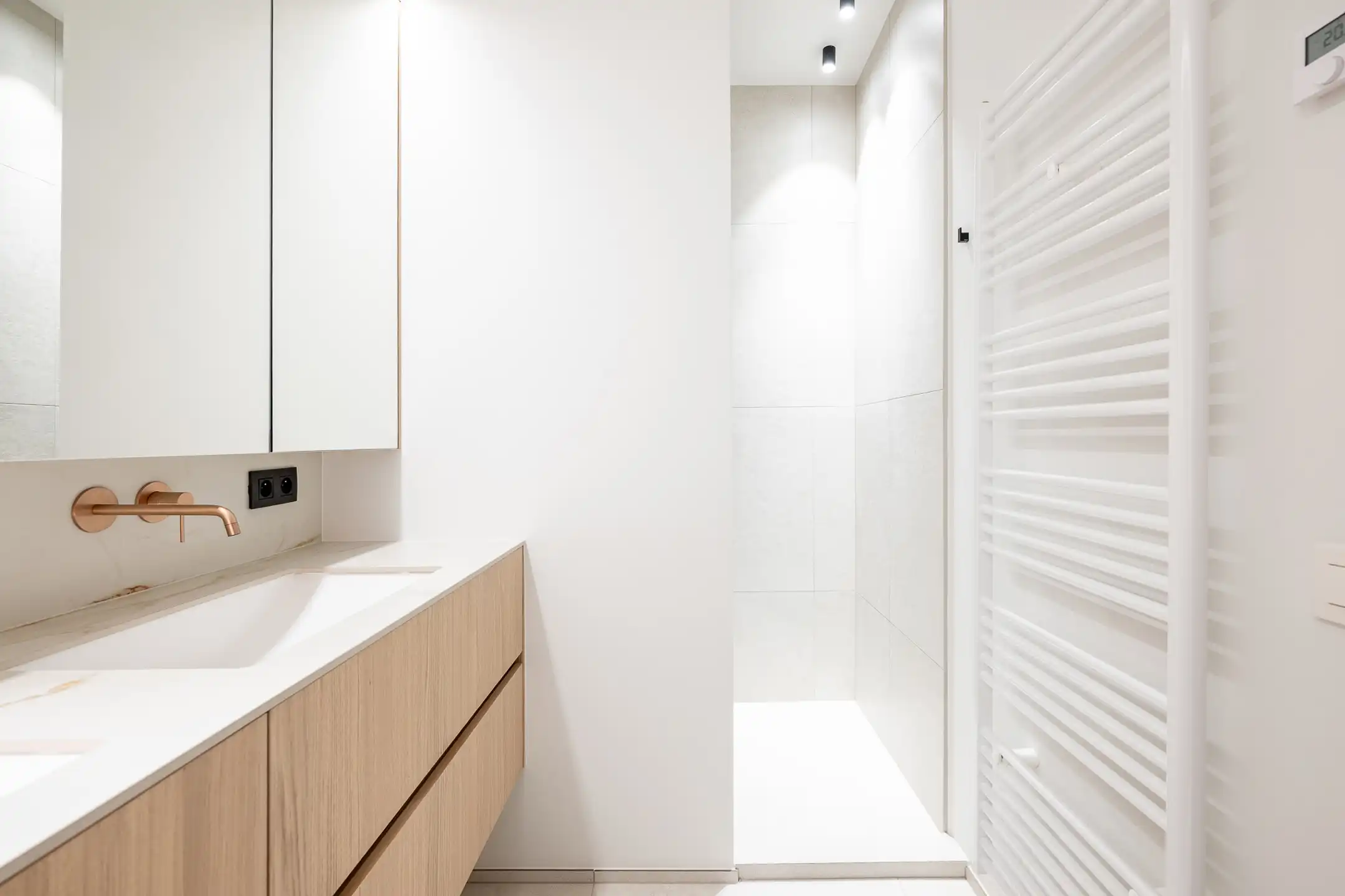 Elegant gerenoveerd appartement met open zicht in het Zoute foto 27