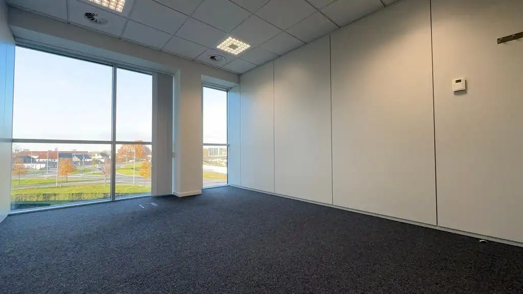 Standalone kantoorgebouw te huur langs R4 in Merelbeke-Melle foto 13