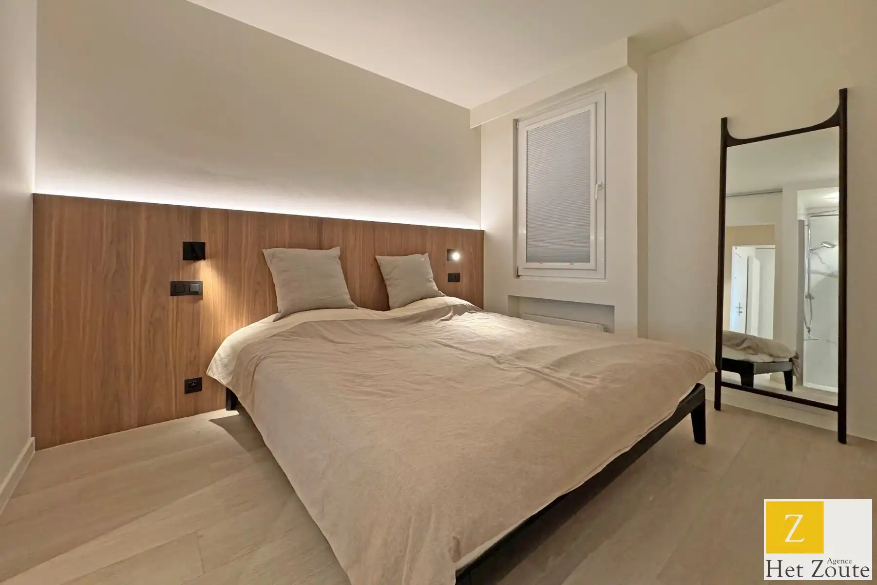 Charmant gerenoveerd appartement met zijdelings zeezicht foto 9