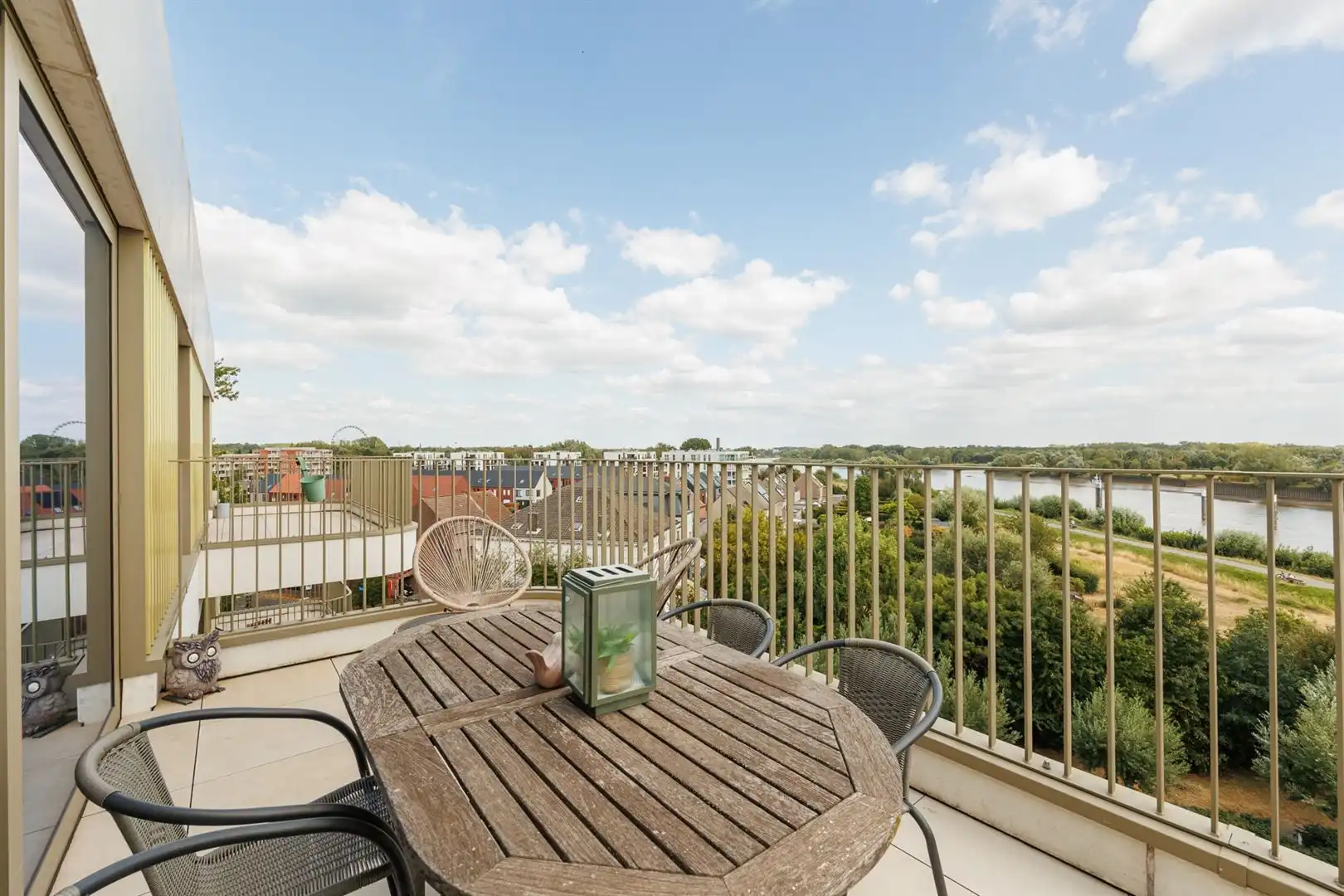 Modern appartement met ruim terras en prachtig zicht  foto 11