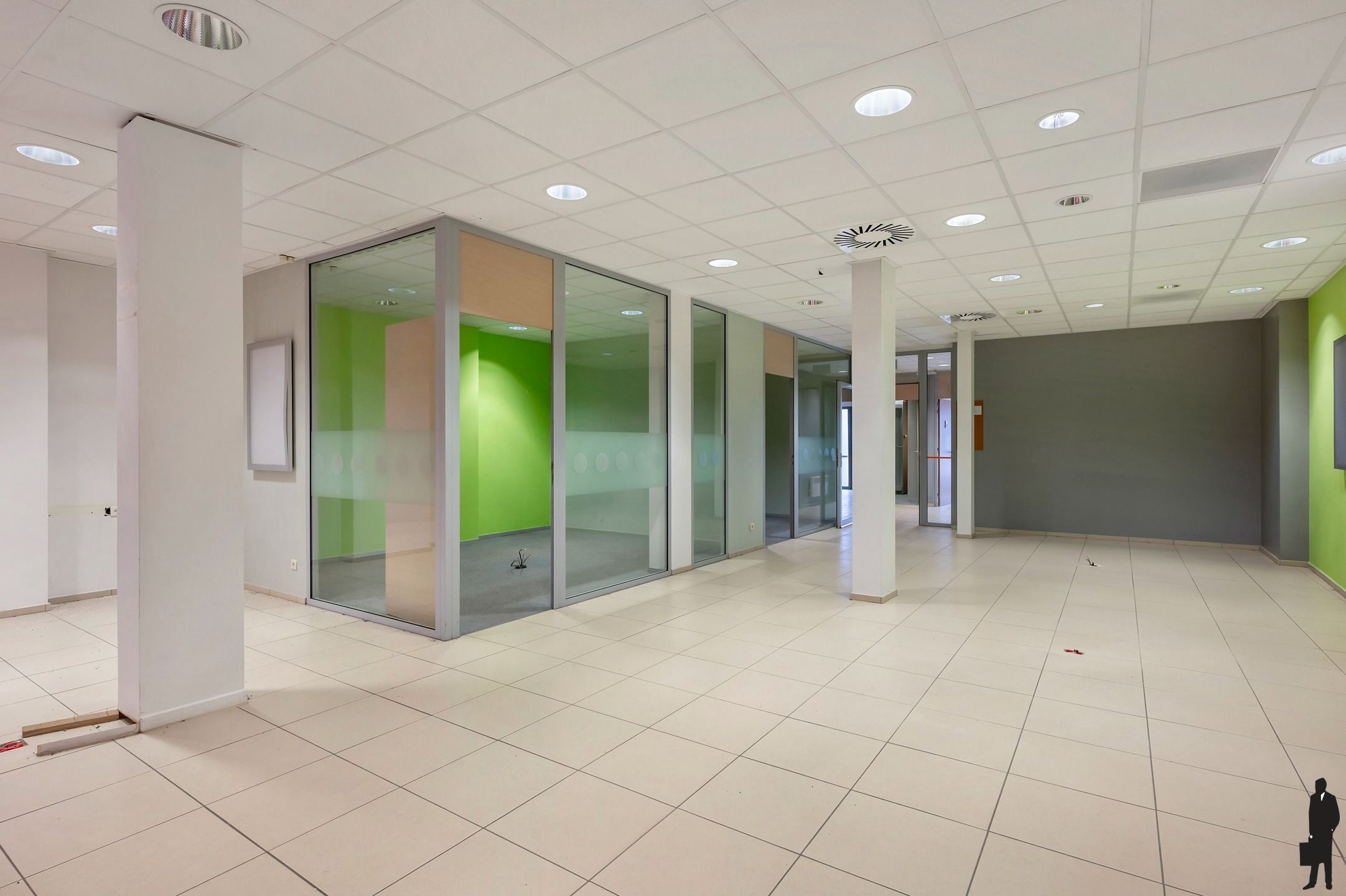  Commercieel Gelijkvloers in het Hart van Westmalle  foto 18