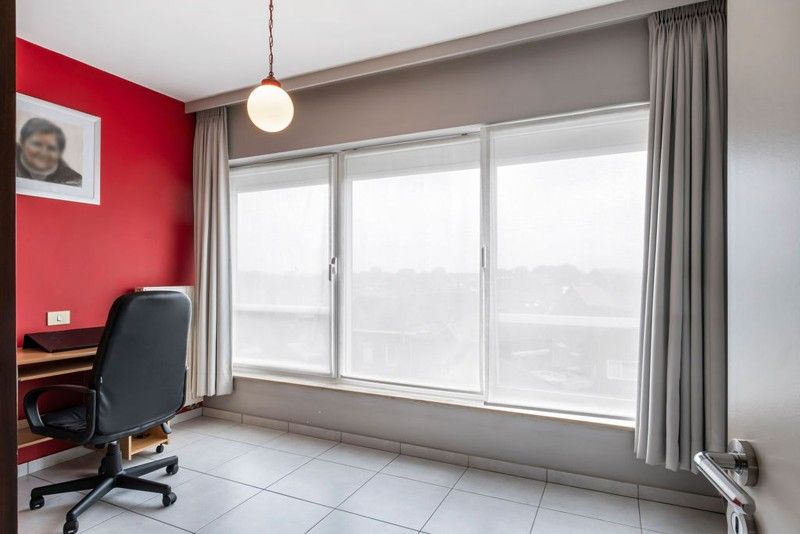 Instapklaar appartement te huur! foto 13