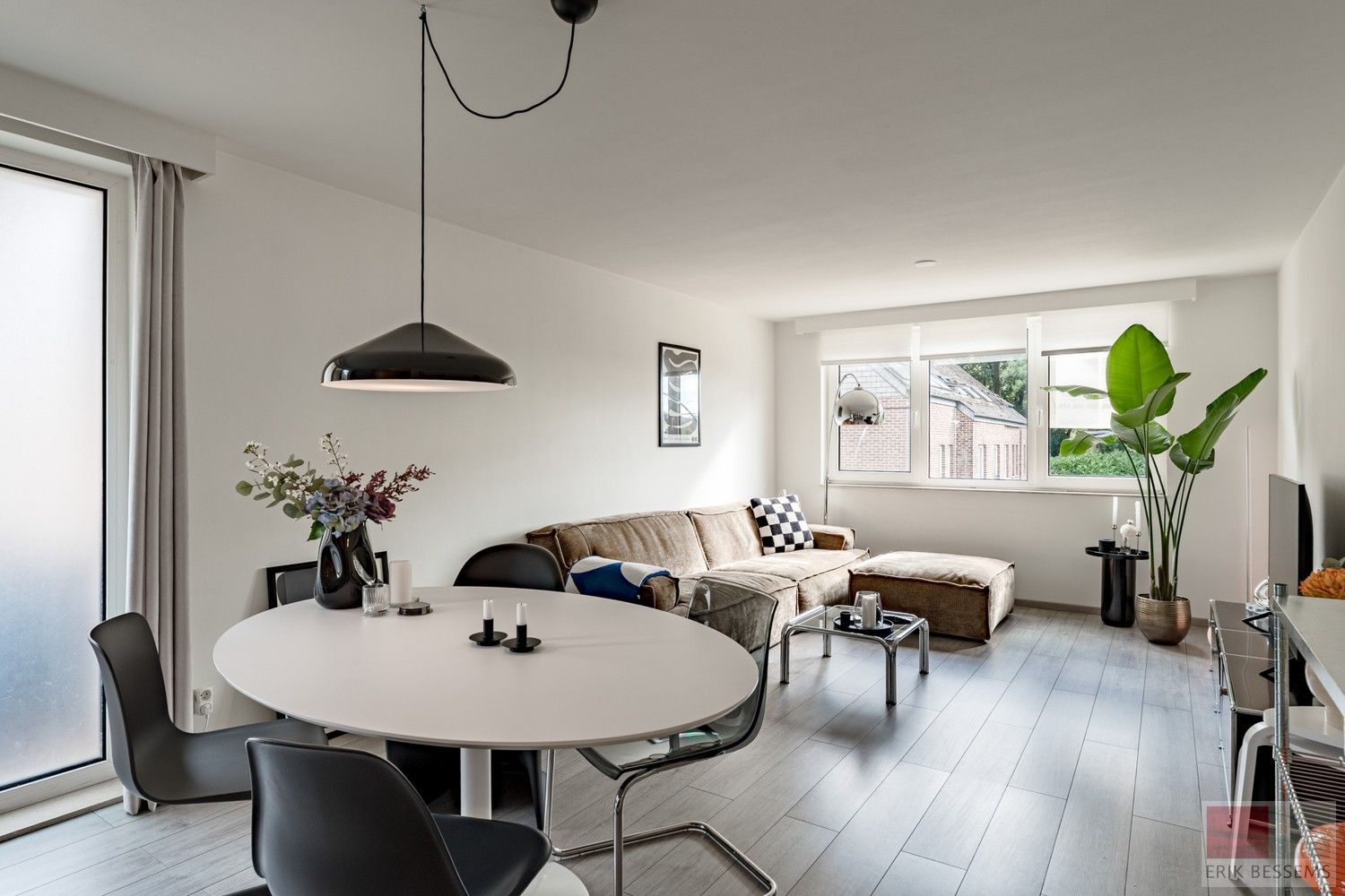 Recent gerenoveerd appartement (2019) met een bewoonbare oppervlakte van 73 m². foto 6