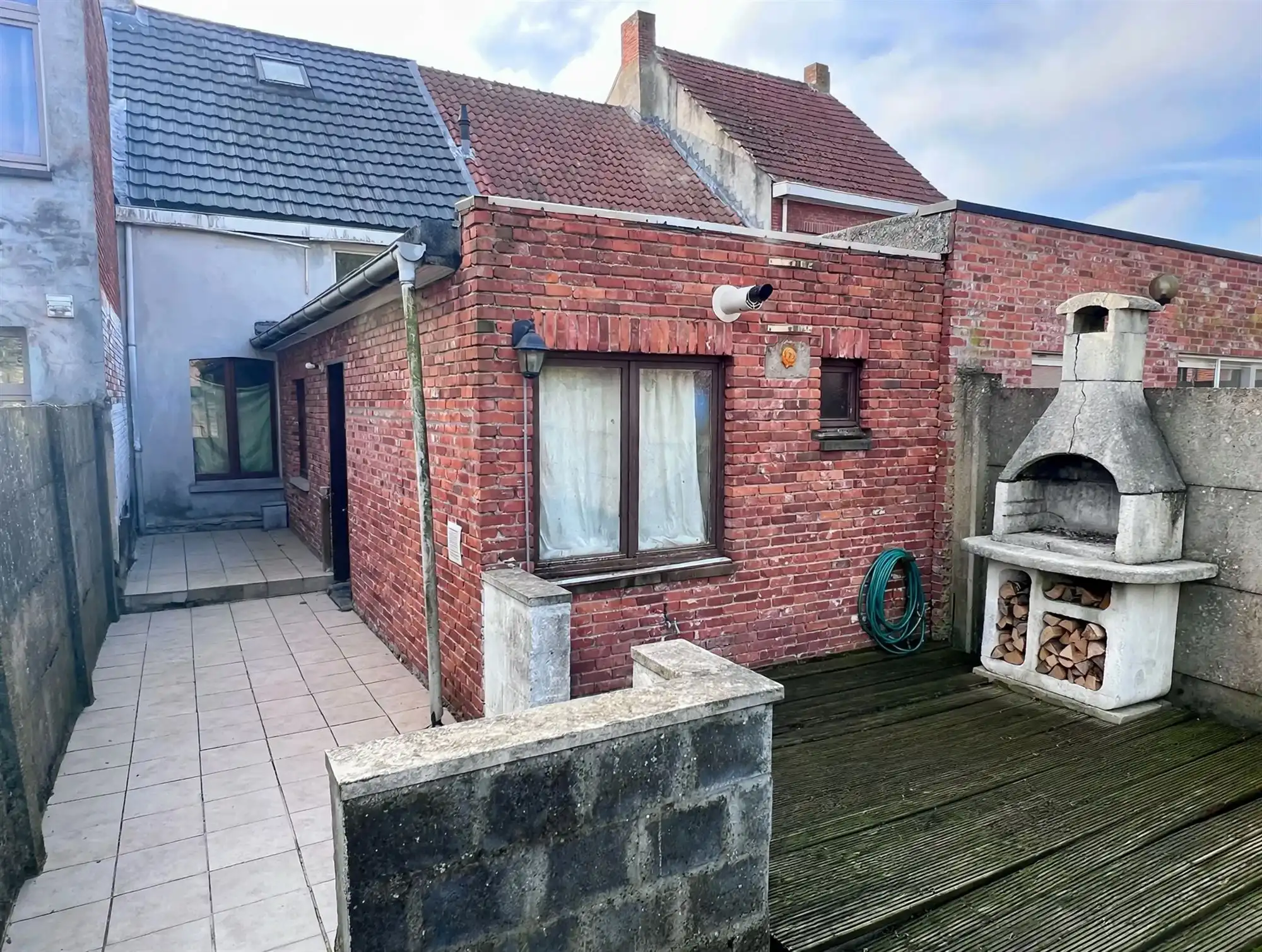 ruime woning met 4 slaapkamers, tuin en achteringang. foto 18