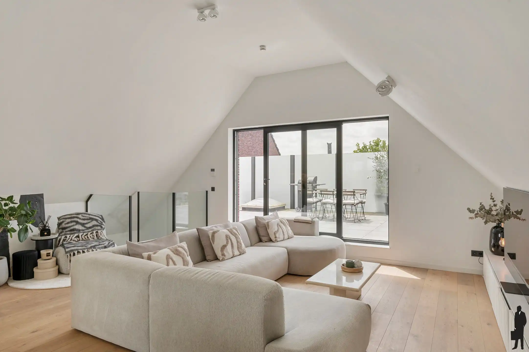 Prachtig BEN-duplexappartement met 3 slaapkamers en royaal zonneterras van 43 m² met vrij uitzicht op groen en weilanden. foto 7