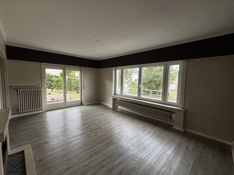 Rustig gelegen 2 slaapkamer hoekappartement te huur foto 1