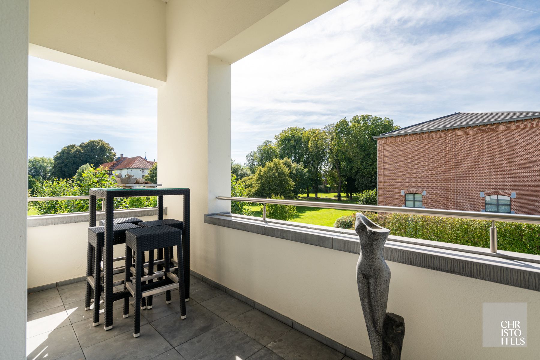 Exclusief villa-appartement van 391m² met vrij uitzicht op omliggend kasteelpark! foto 18