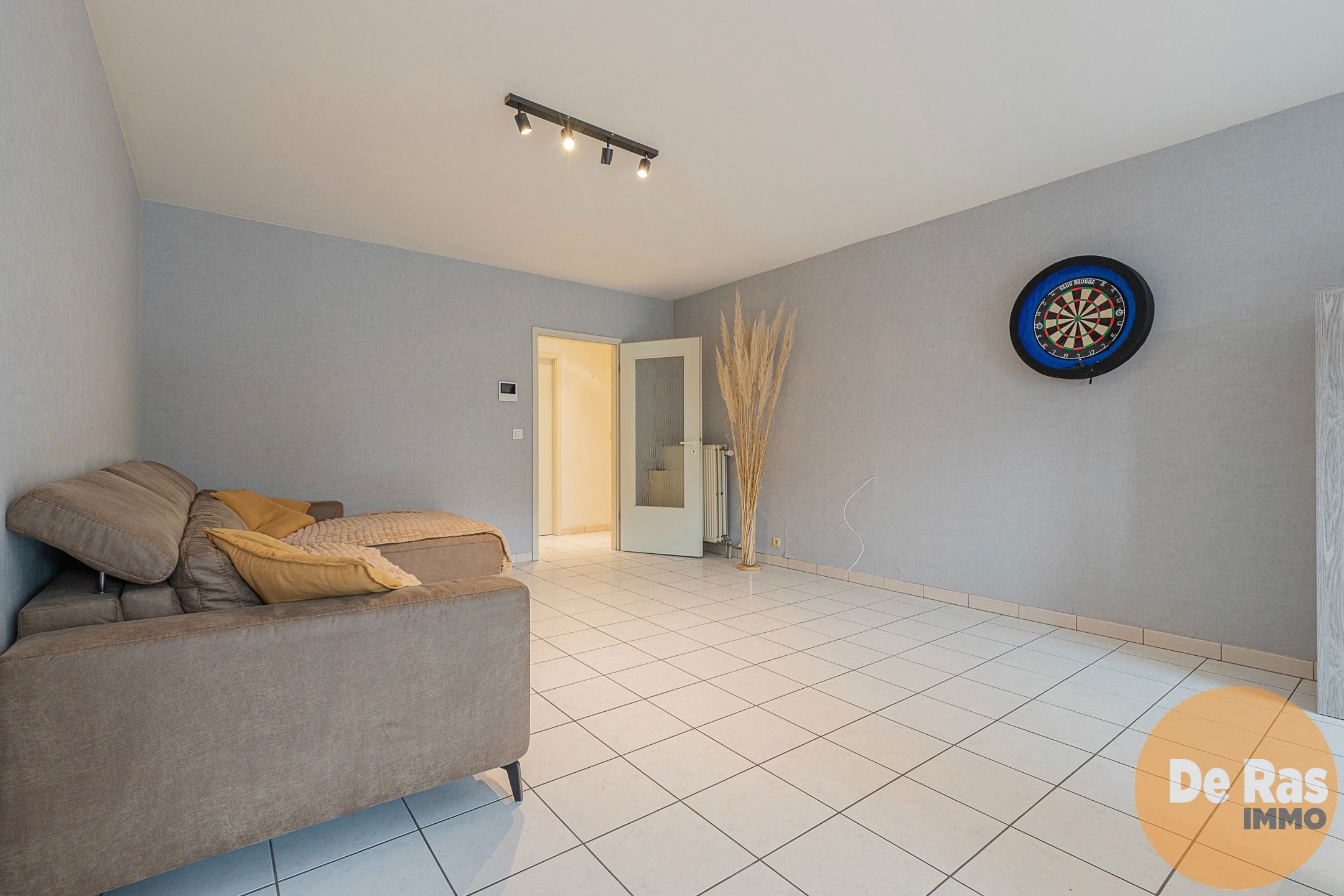 HERZELE - Verzorgd 2-slaapkamerappartement op centrumlocatie foto 5