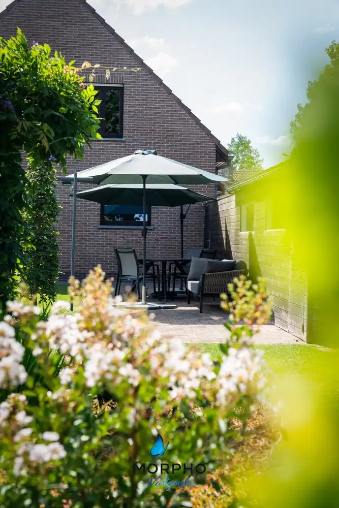 Royale villa met 4 slaapkamers, droomtuin en weids vergezicht te koop in Maldegem foto 21