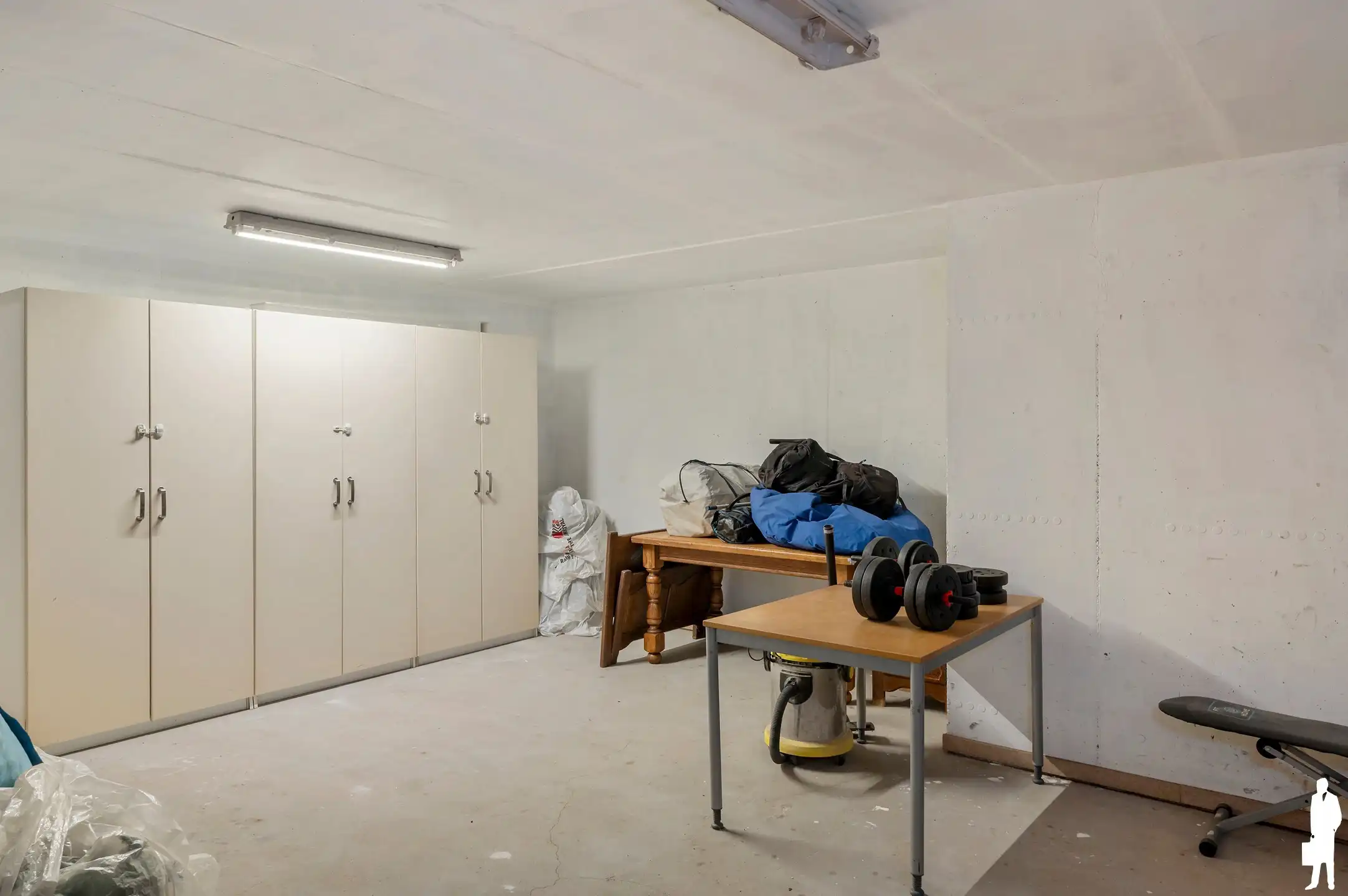 Uitzonderlijk ruime open bebouwing met 6 slaapkamers, 3 badkamers en zwembad in Eppegem. foto 28