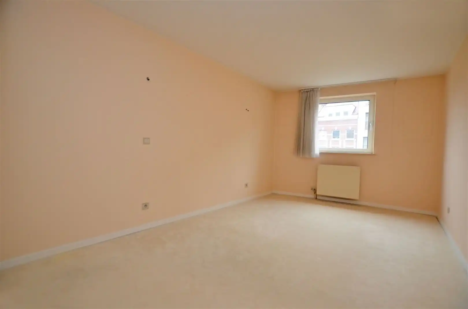 Ruim op te frissen appartement op wandelafstand van de stad foto 28